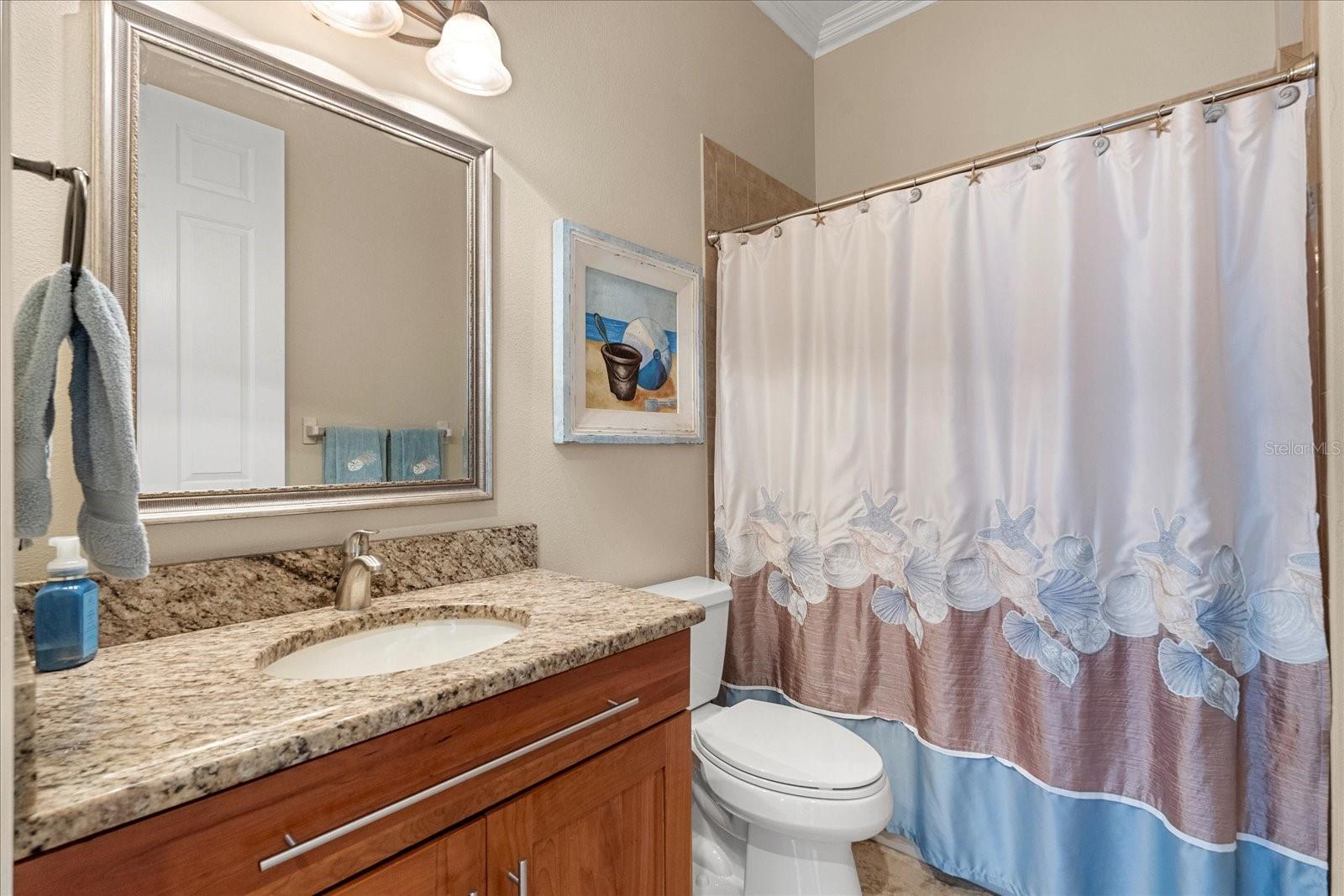 122 LOWER LAKE CT, DEBARY, FL, 32713