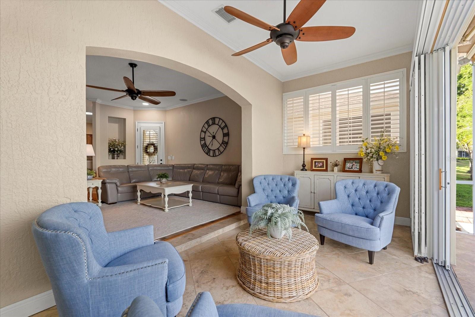 122 LOWER LAKE CT, DEBARY, FL, 32713