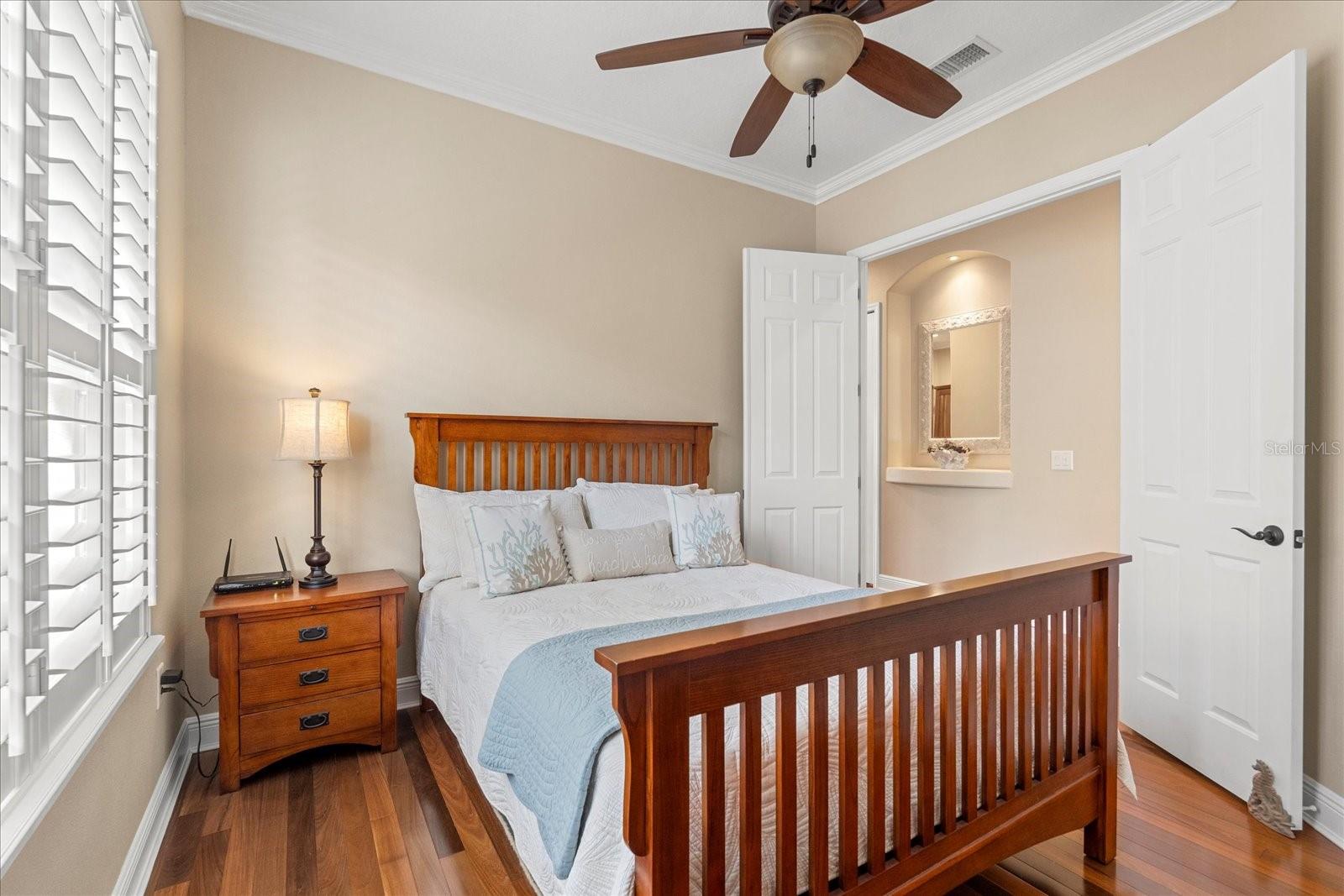 122 LOWER LAKE CT, DEBARY, FL, 32713