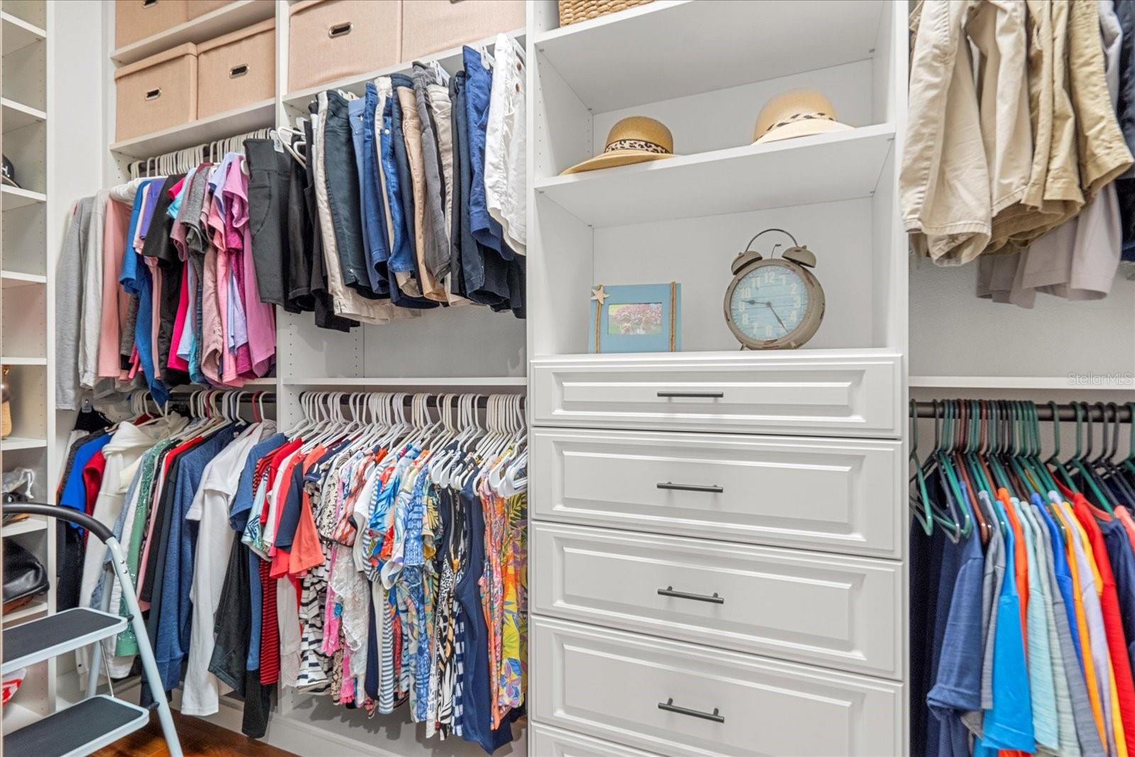 122 LOWER LAKE CT, DEBARY, FL, 32713