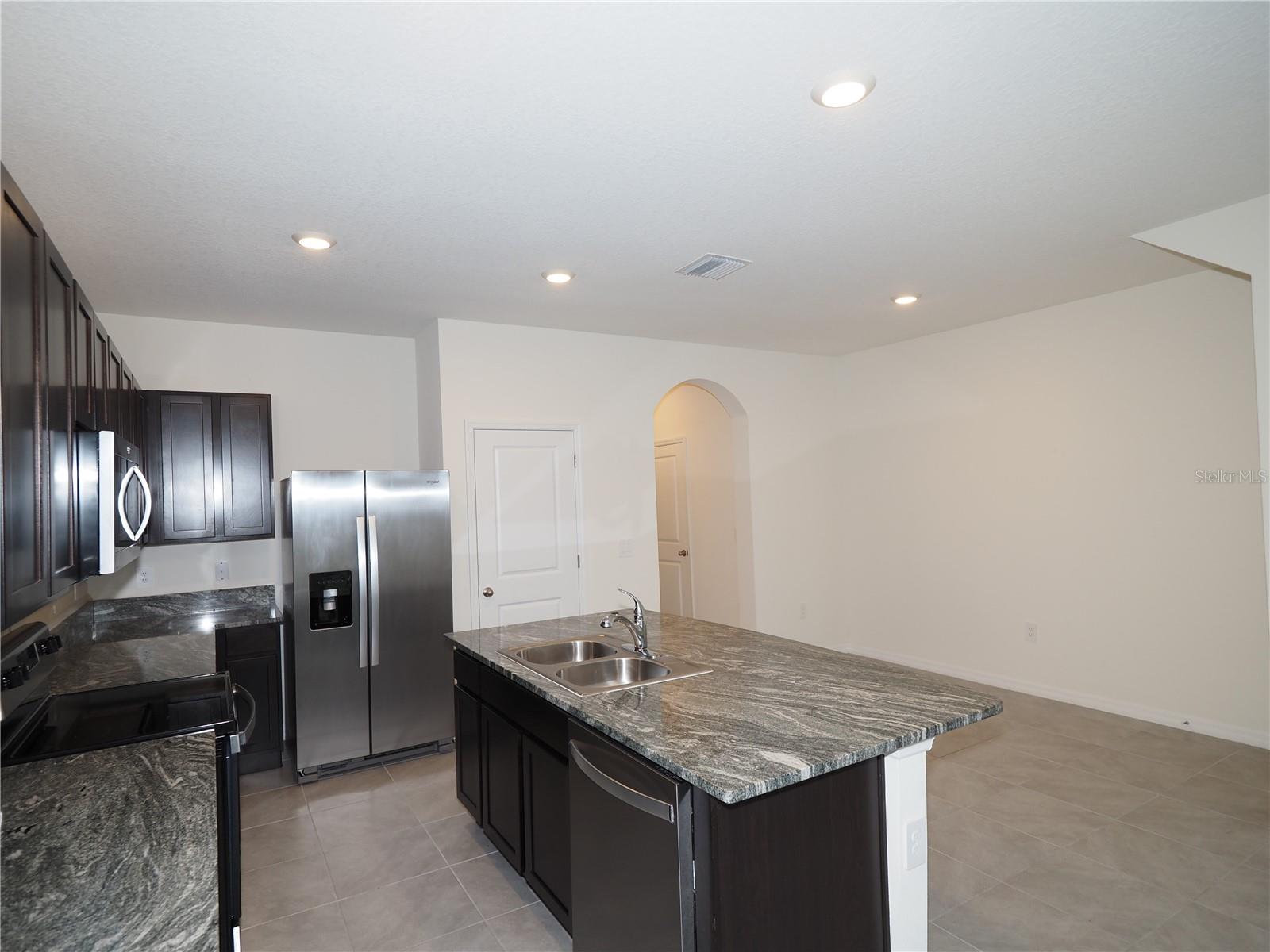 8688 MILESTONE DR, SARASOTA, FL, 34238