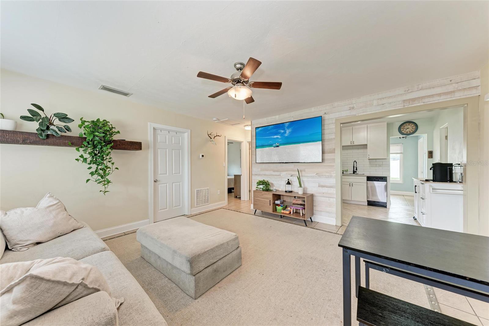5732 BENEVA RD, SARASOTA, FL, 34233