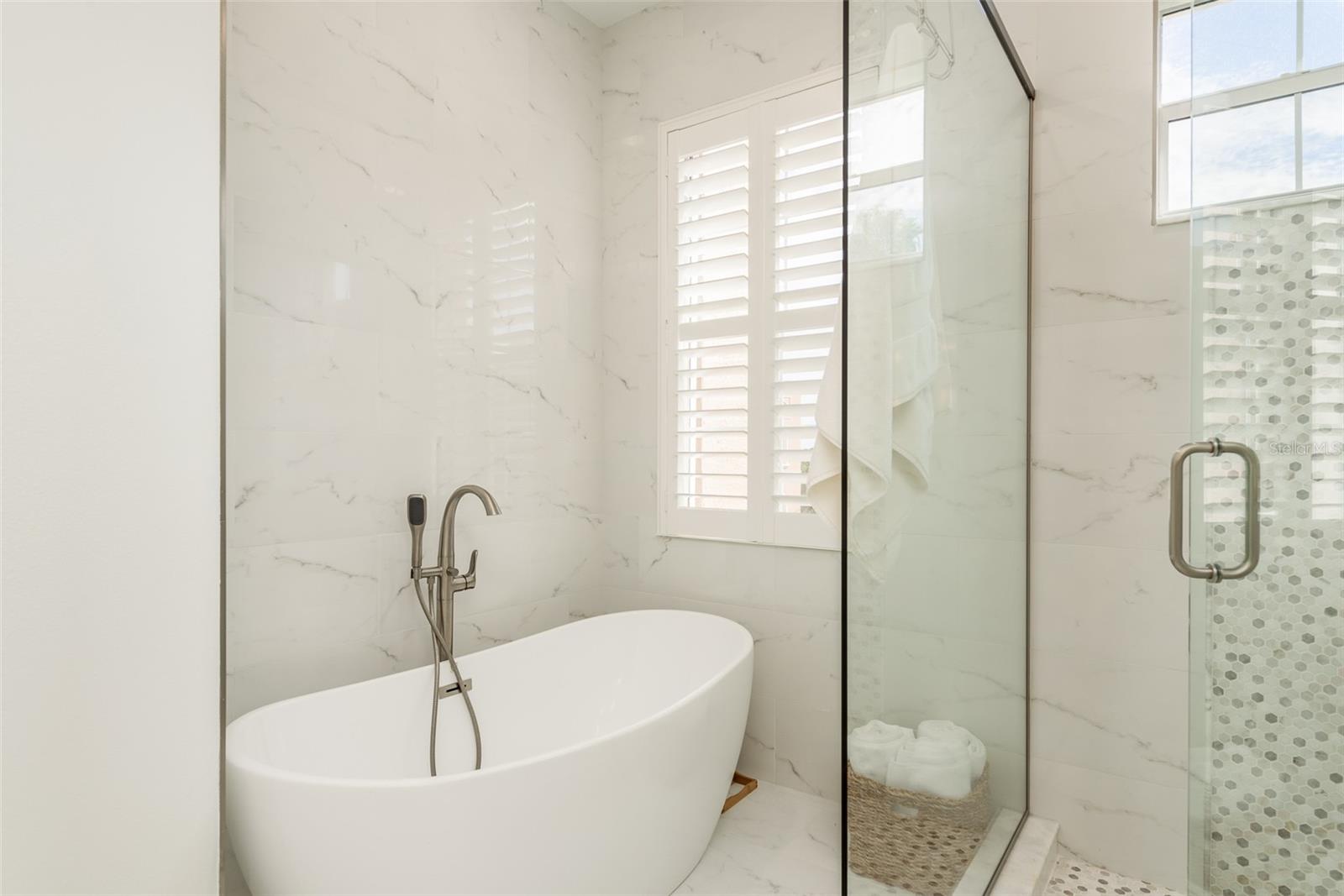 600 RESERVE LN, DUNEDIN, FL, 34698