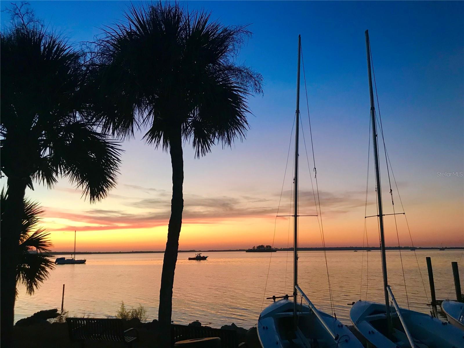 600 RESERVE LN, DUNEDIN, FL, 34698