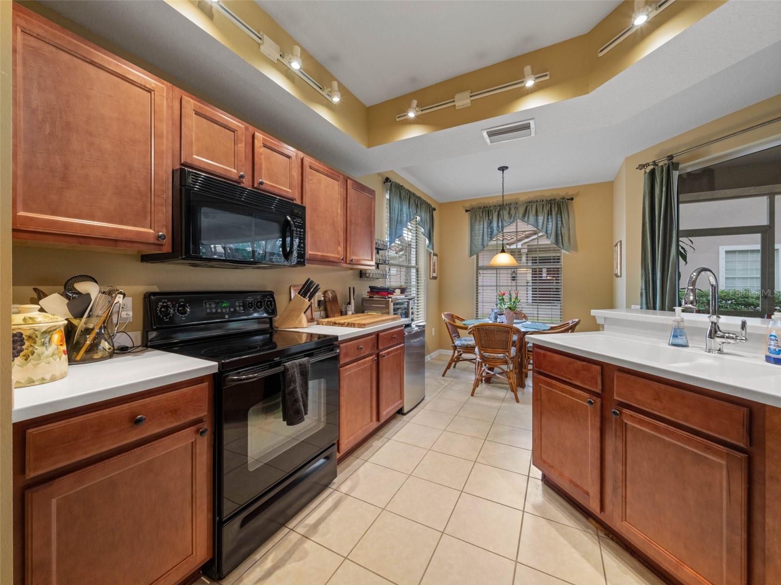 897 LANTERN WAY #101, CLEARWATER, FL, 33765