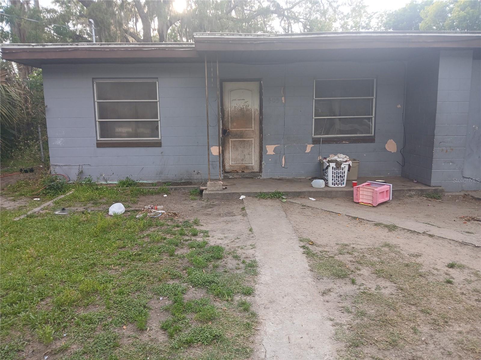 405 N OAKLAND ST, LEESBURG, FL, 34748