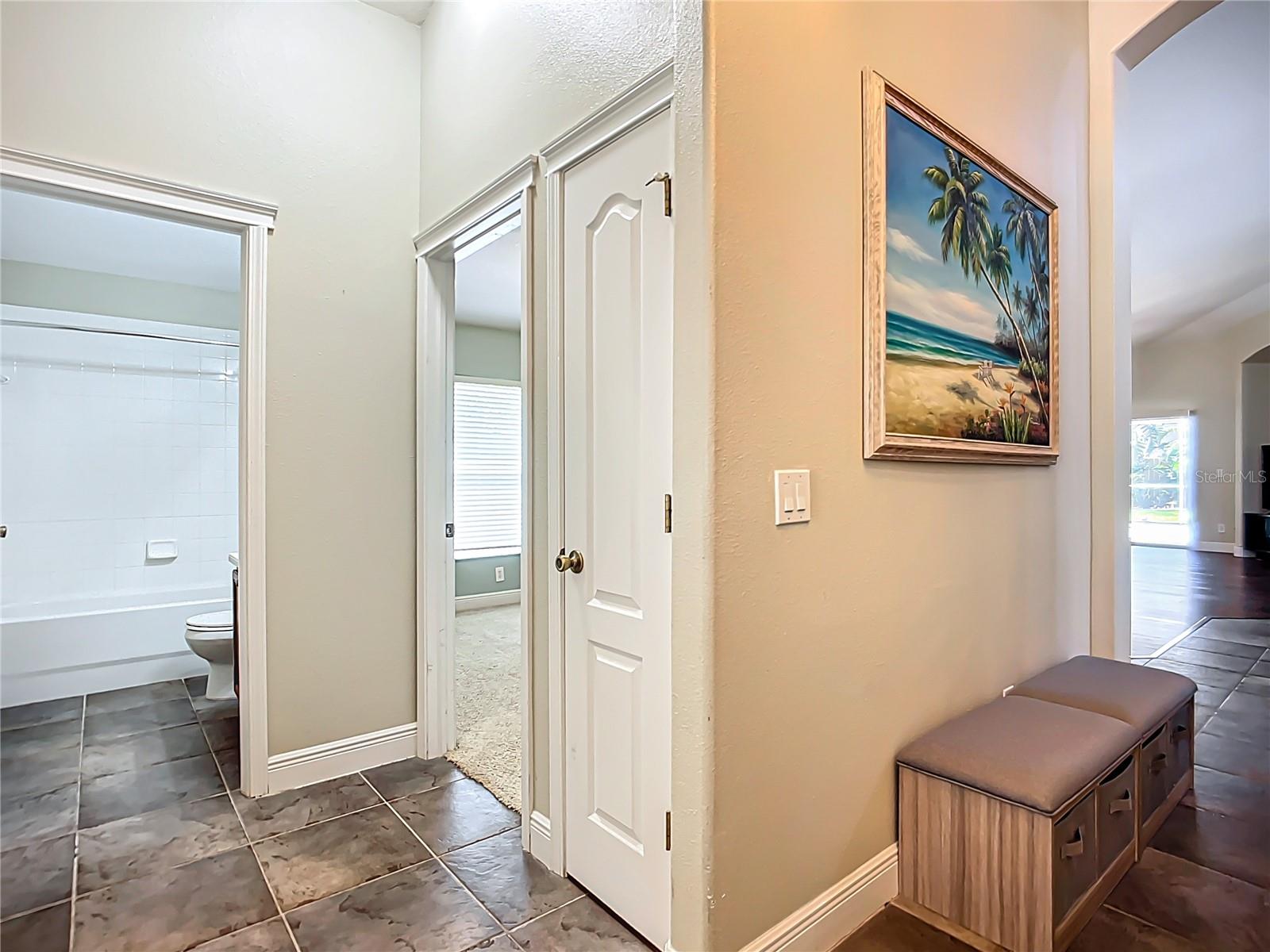 6812 GUILFORD BRIDGE DR, APOLLO BEACH, FL, 33572