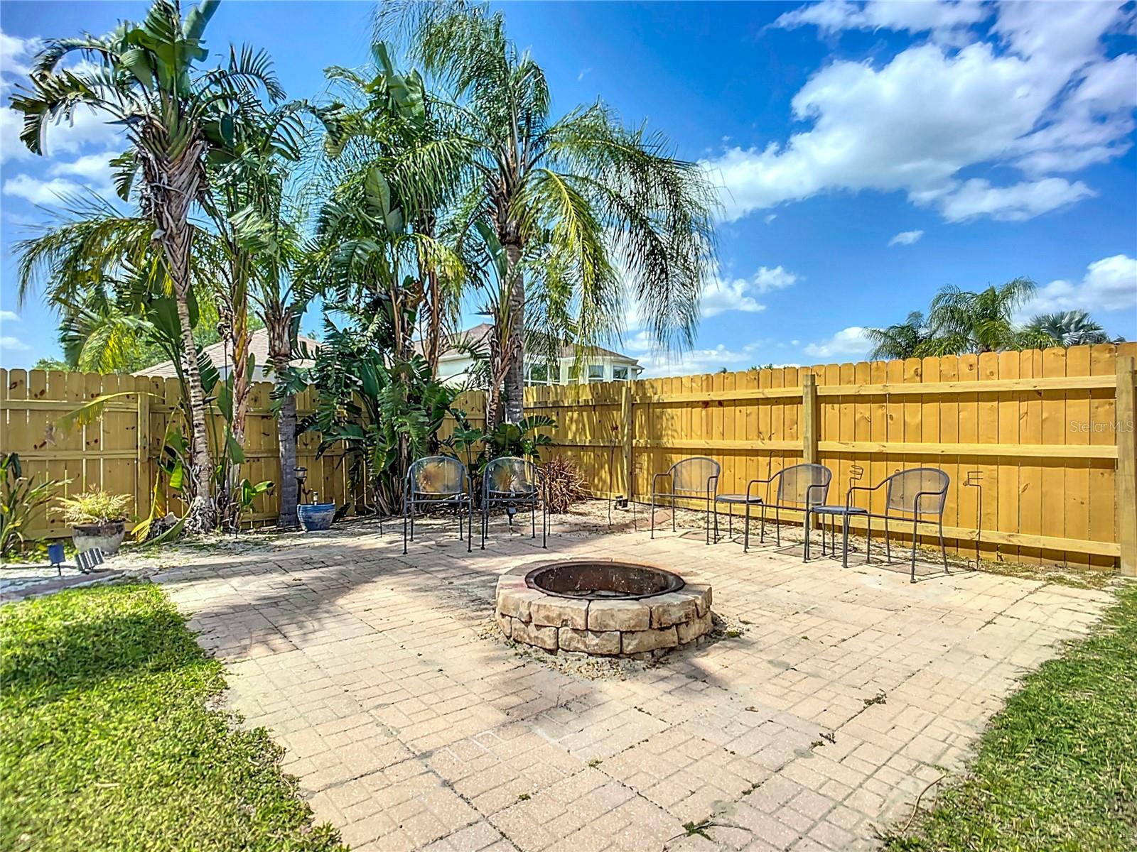 6812 GUILFORD BRIDGE DR, APOLLO BEACH, FL, 33572