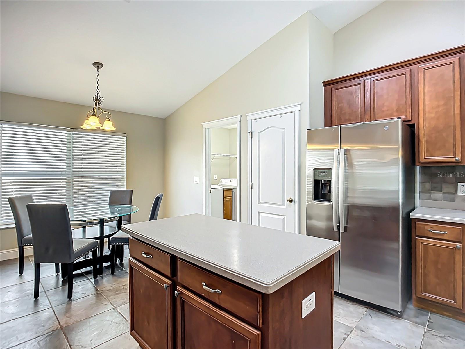 6812 GUILFORD BRIDGE DR, APOLLO BEACH, FL, 33572