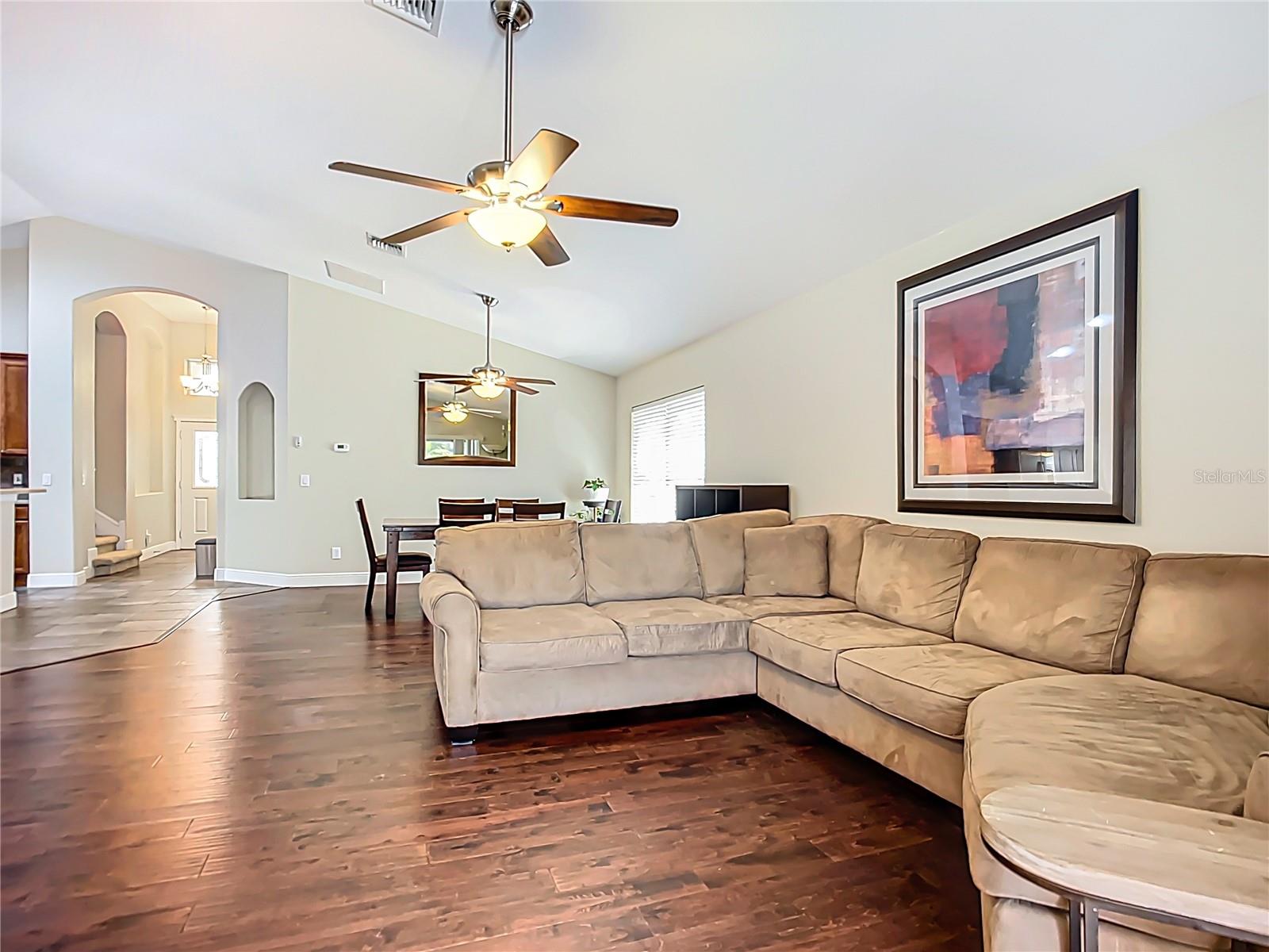 6812 GUILFORD BRIDGE DR, APOLLO BEACH, FL, 33572