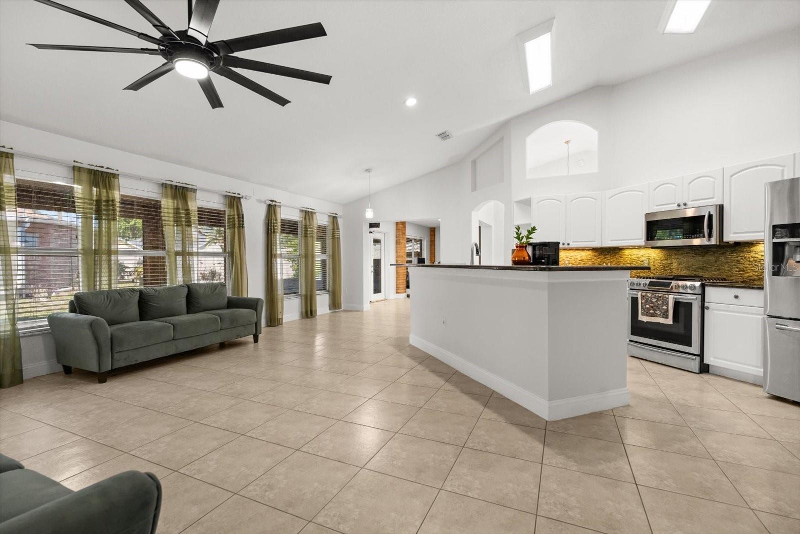 1440 PORTOLA AVE, DELTONA, FL, 32738