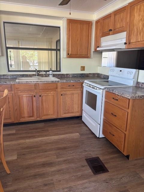 2066 MONTCLAIR RD, LEESBURG, FL, 34748