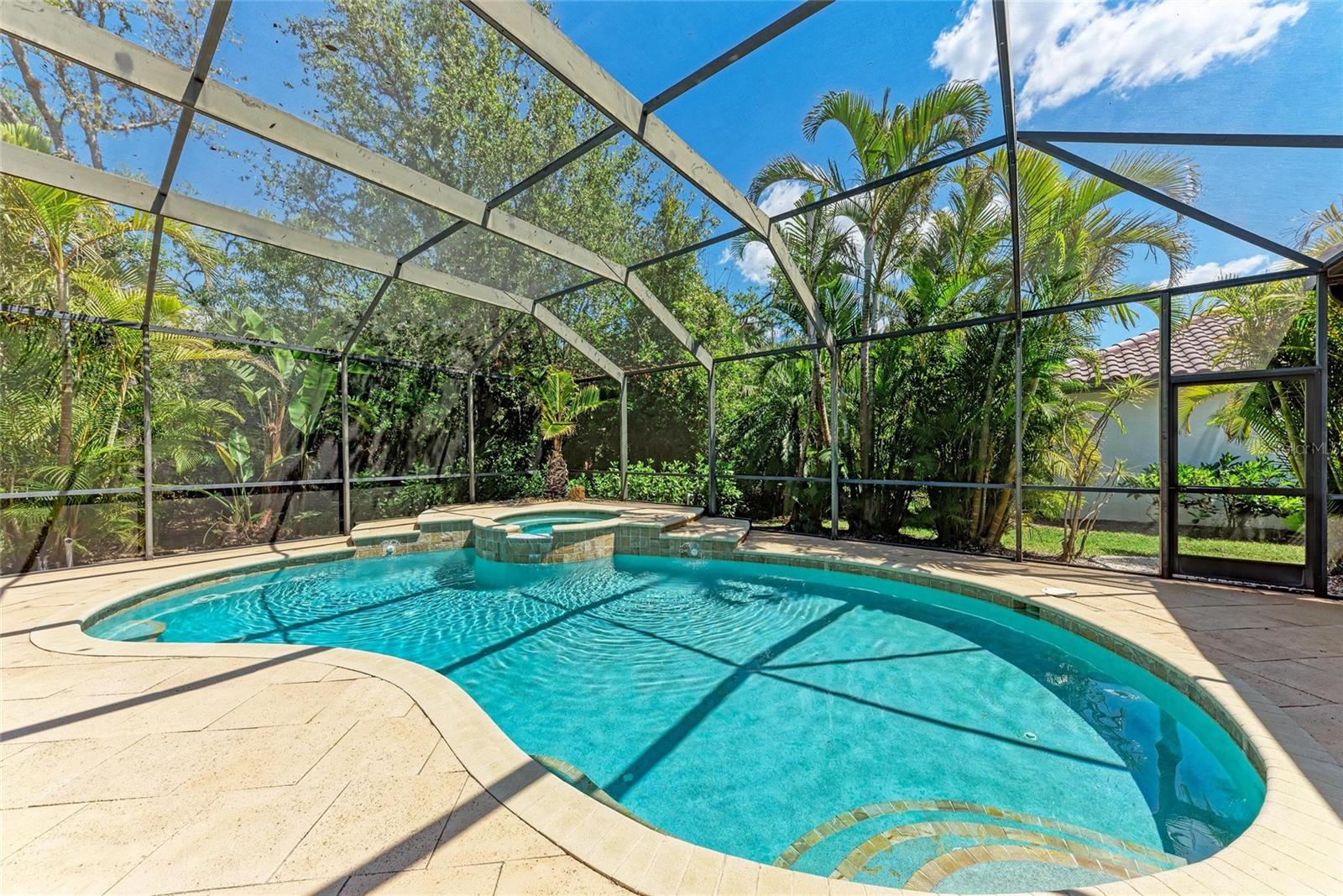 A4647335 Property Photo