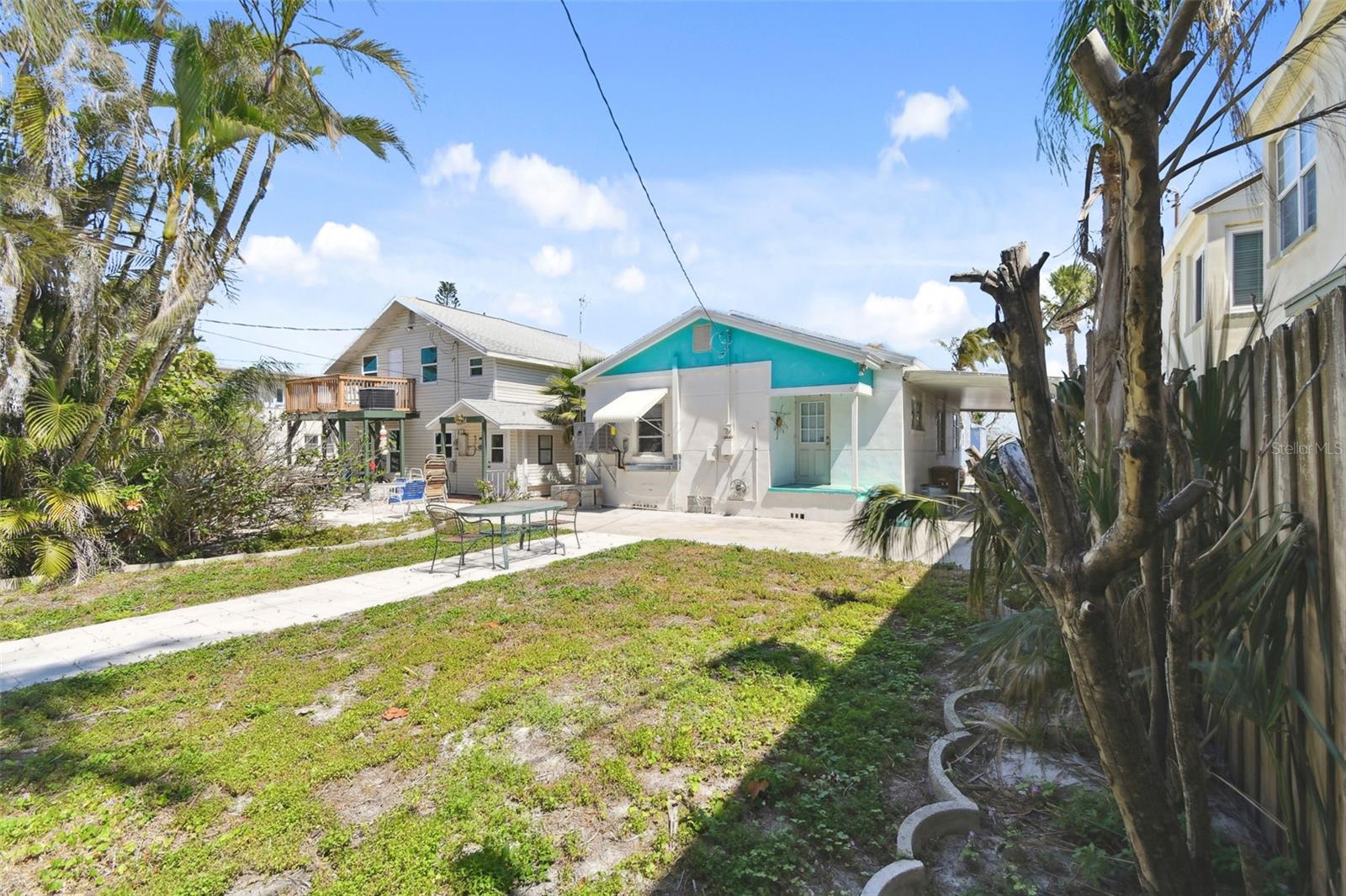 14164 PALM ST, MADEIRA BEACH, FL, 33708