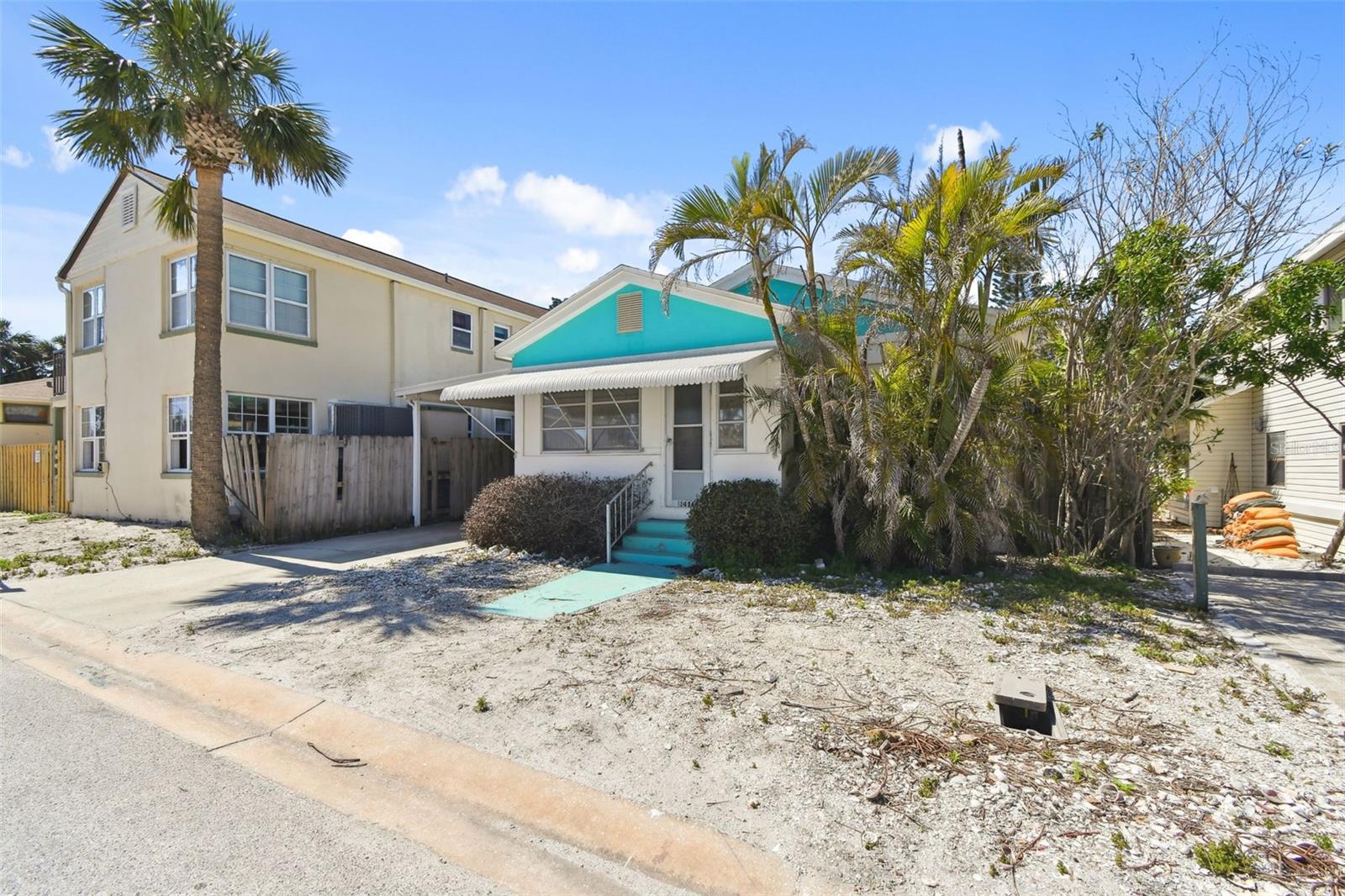 14164 PALM ST, MADEIRA BEACH, FL, 33708