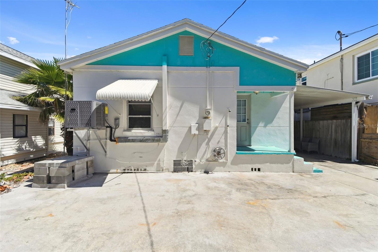 14164 PALM ST, MADEIRA BEACH, FL, 33708