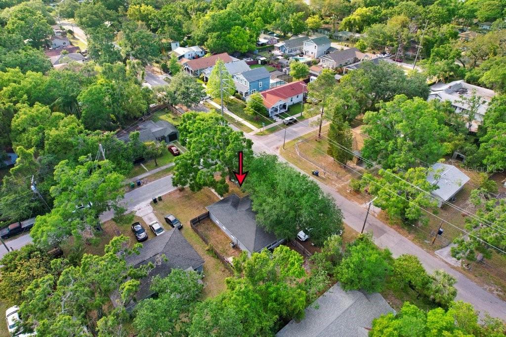 2001 E IDLEWILD AVE, TAMPA, FL, 33610