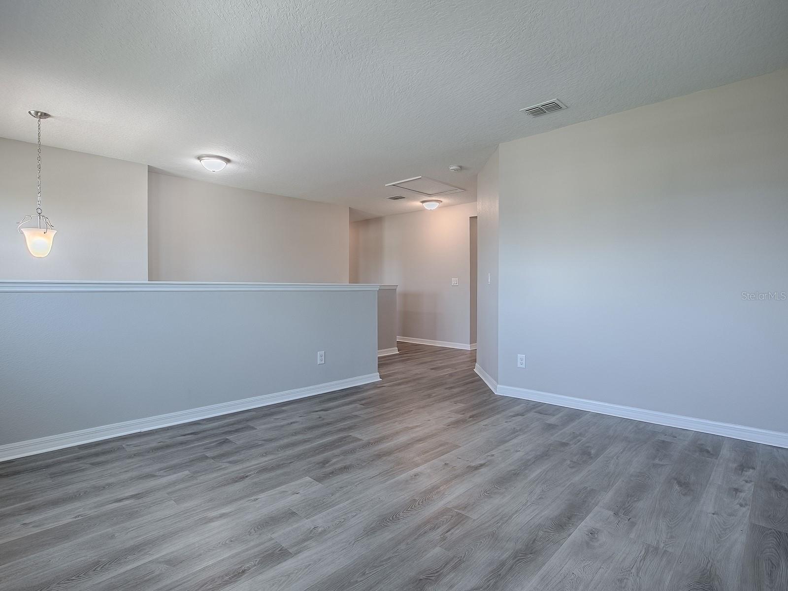 34107 ALAMEDA DR, SORRENTO, FL, 32776