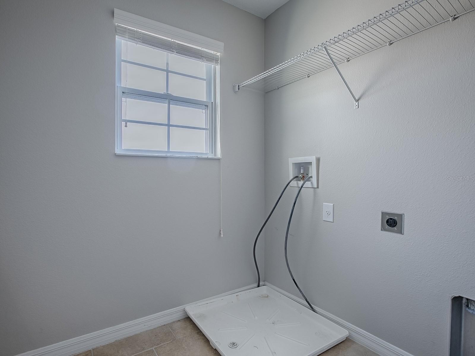 34107 ALAMEDA DR, SORRENTO, FL, 32776