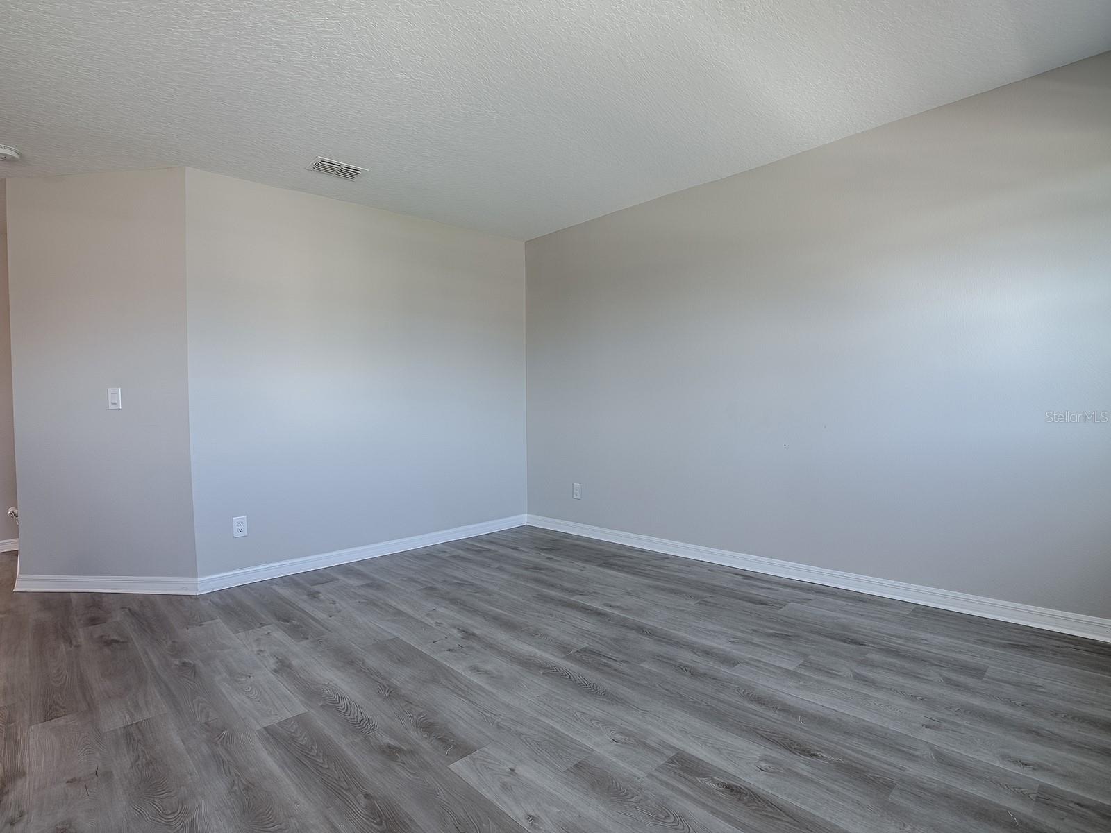 34107 ALAMEDA DR, SORRENTO, FL, 32776