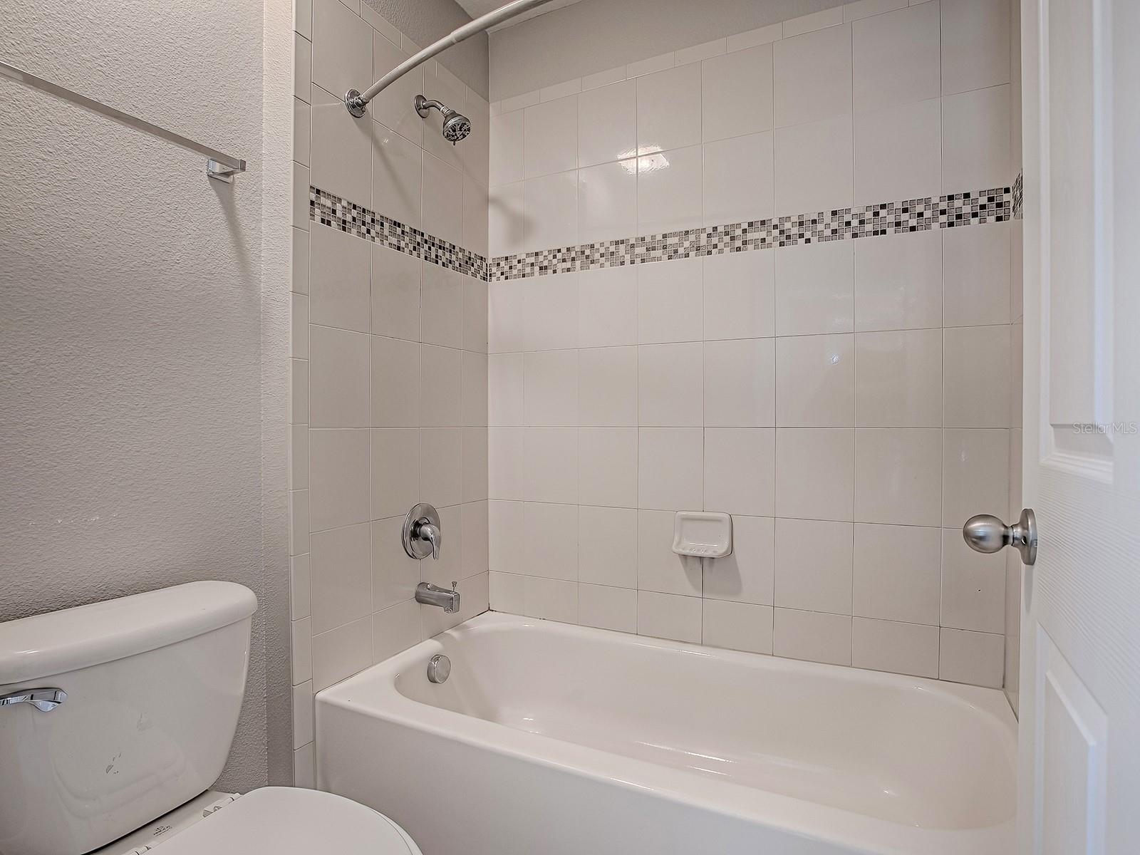 34107 ALAMEDA DR, SORRENTO, FL, 32776