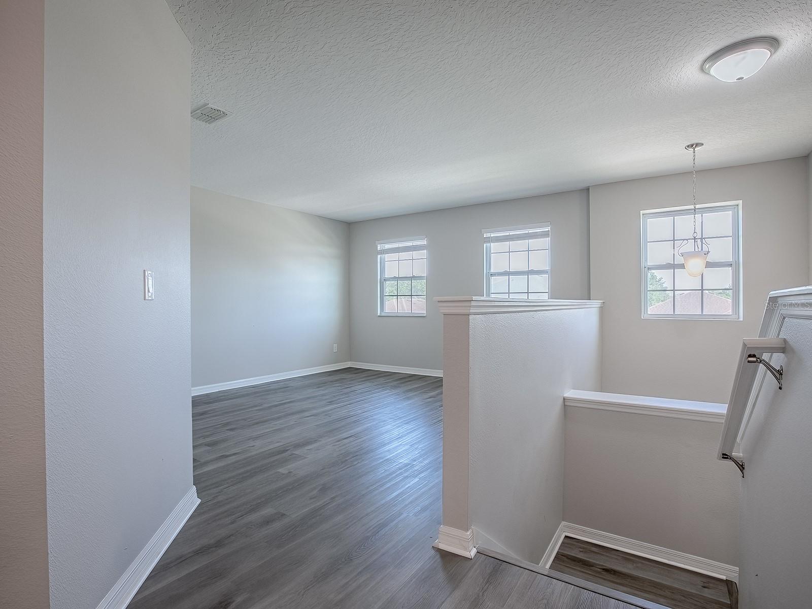 34107 ALAMEDA DR, SORRENTO, FL, 32776