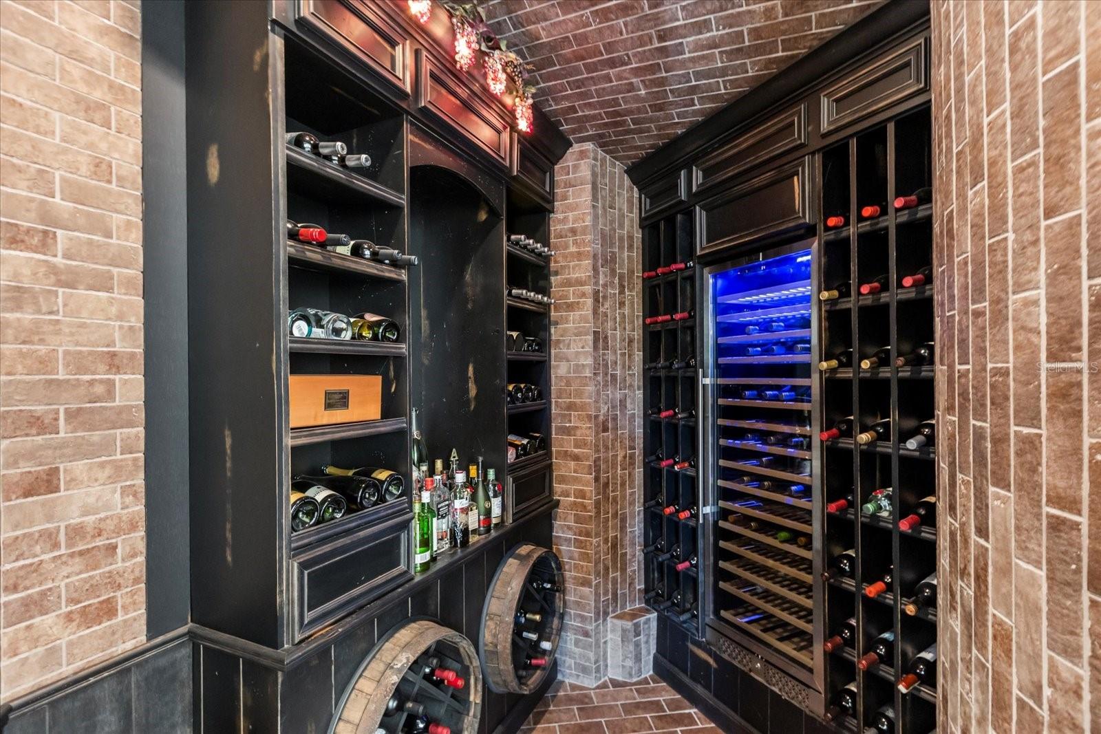 O6296135 Property Photo