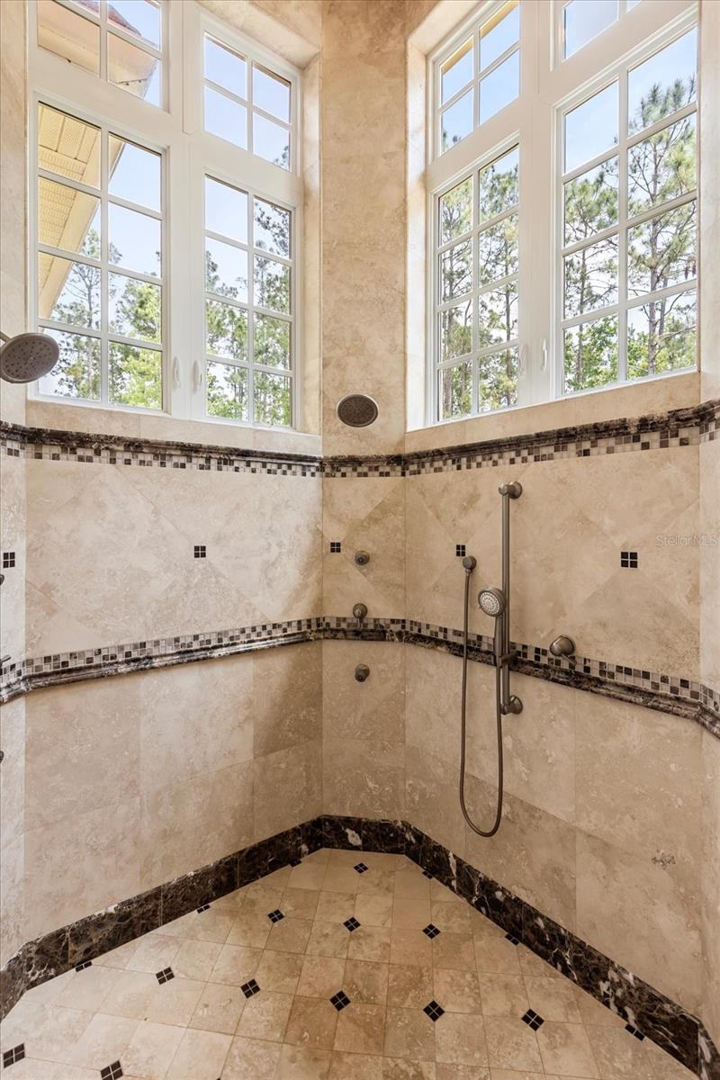 O6296135 Property Photo