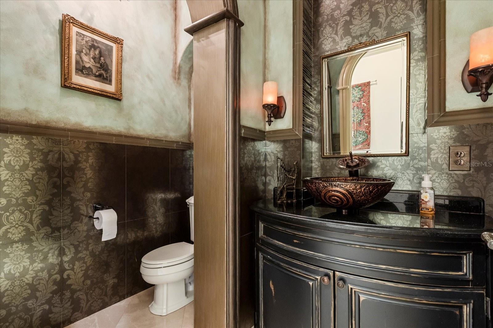 O6296135 Property Photo