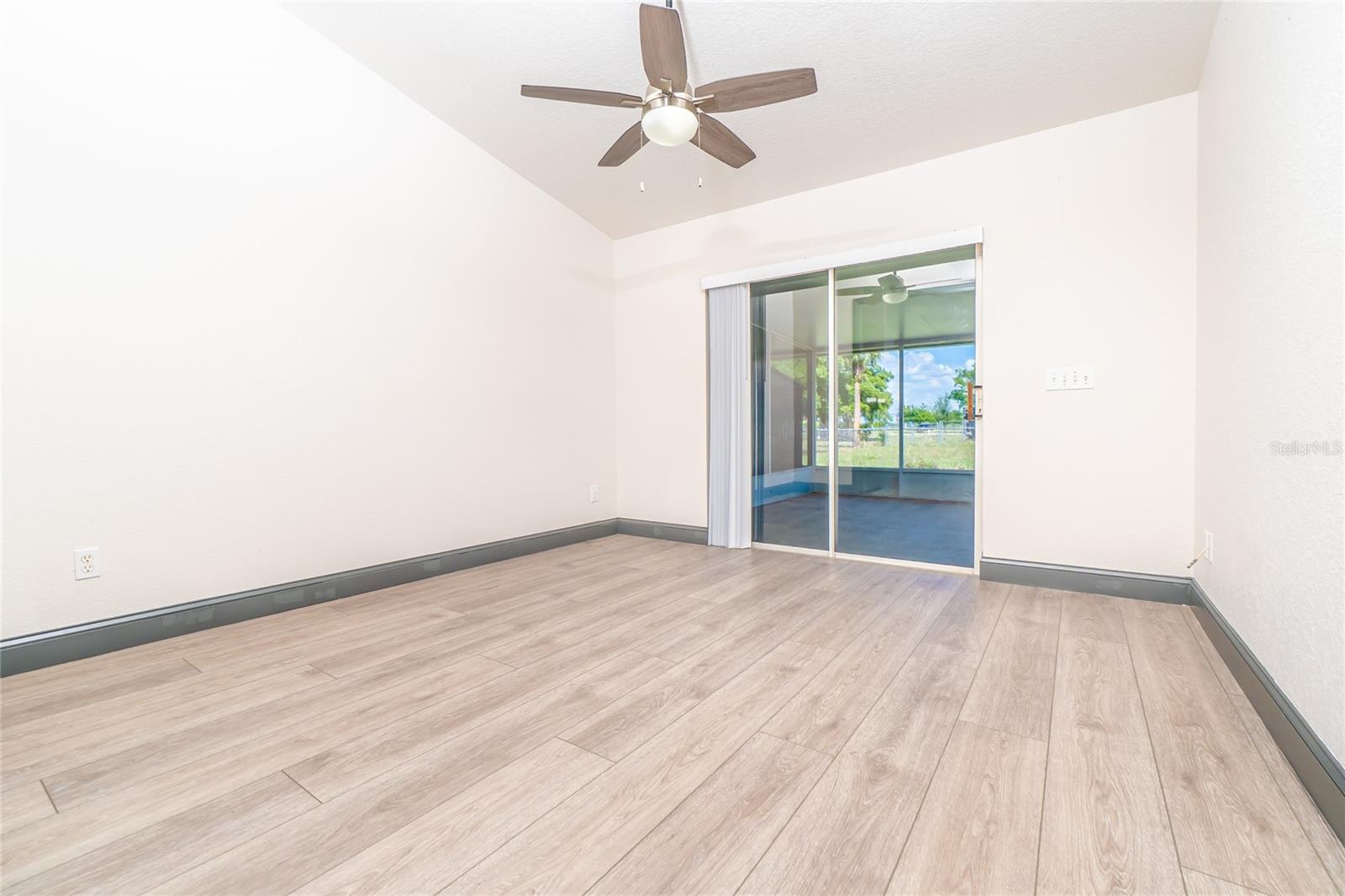 5 CALIFORNIA AVE, ST CLOUD, FL, 34769