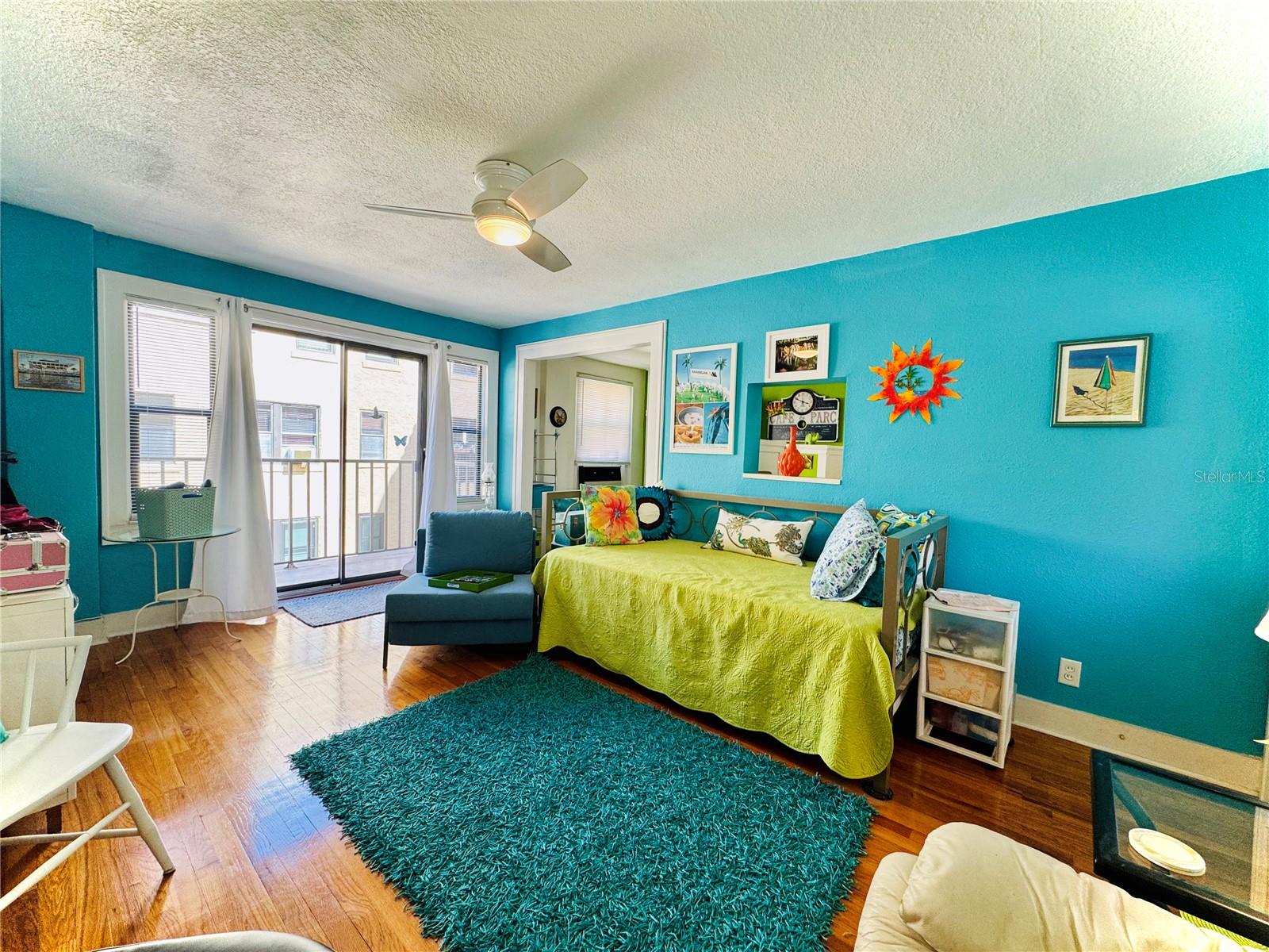 130 4TH AVE N #608, ST PETERSBURG, FL, 33701