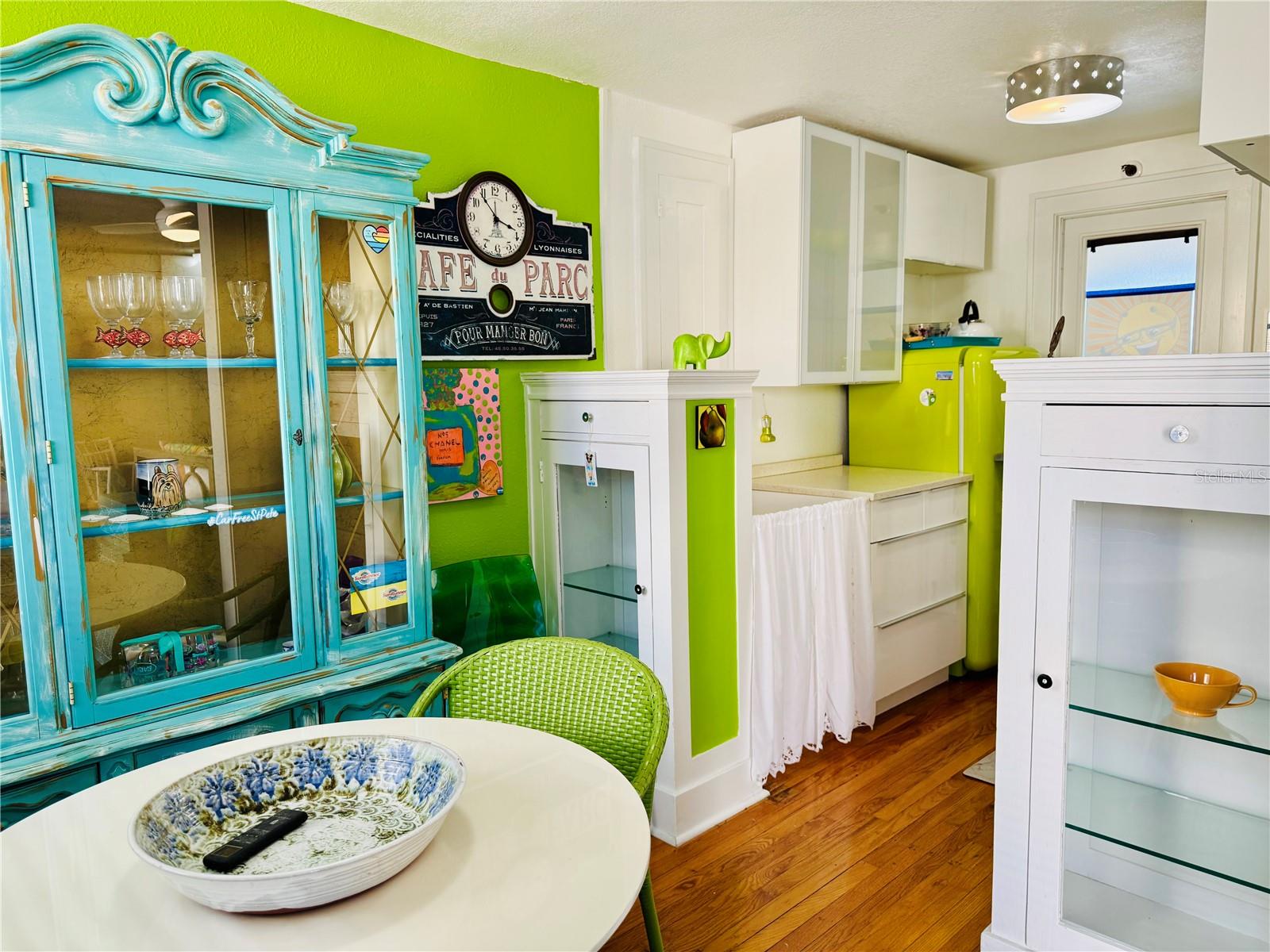 130 4TH AVE N #608, ST PETERSBURG, FL, 33701