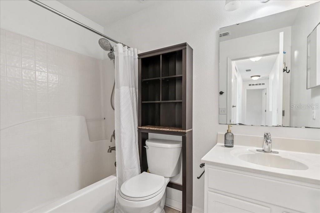 24 PINELYNN DR, PALM COAST, FL, 32164