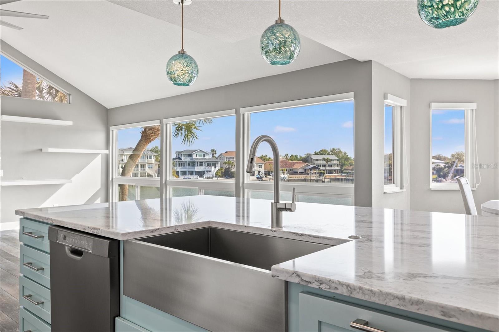 5925 SEABIRD DR S, GULFPORT, FL, 33707