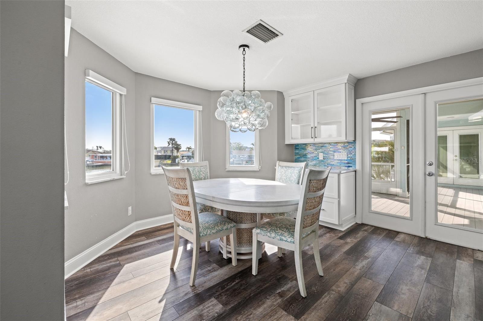 5925 SEABIRD DR S, GULFPORT, FL, 33707