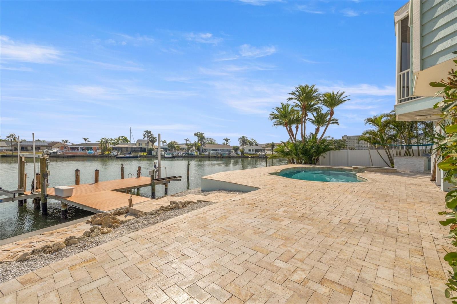 5925 SEABIRD DR S, GULFPORT, FL, 33707