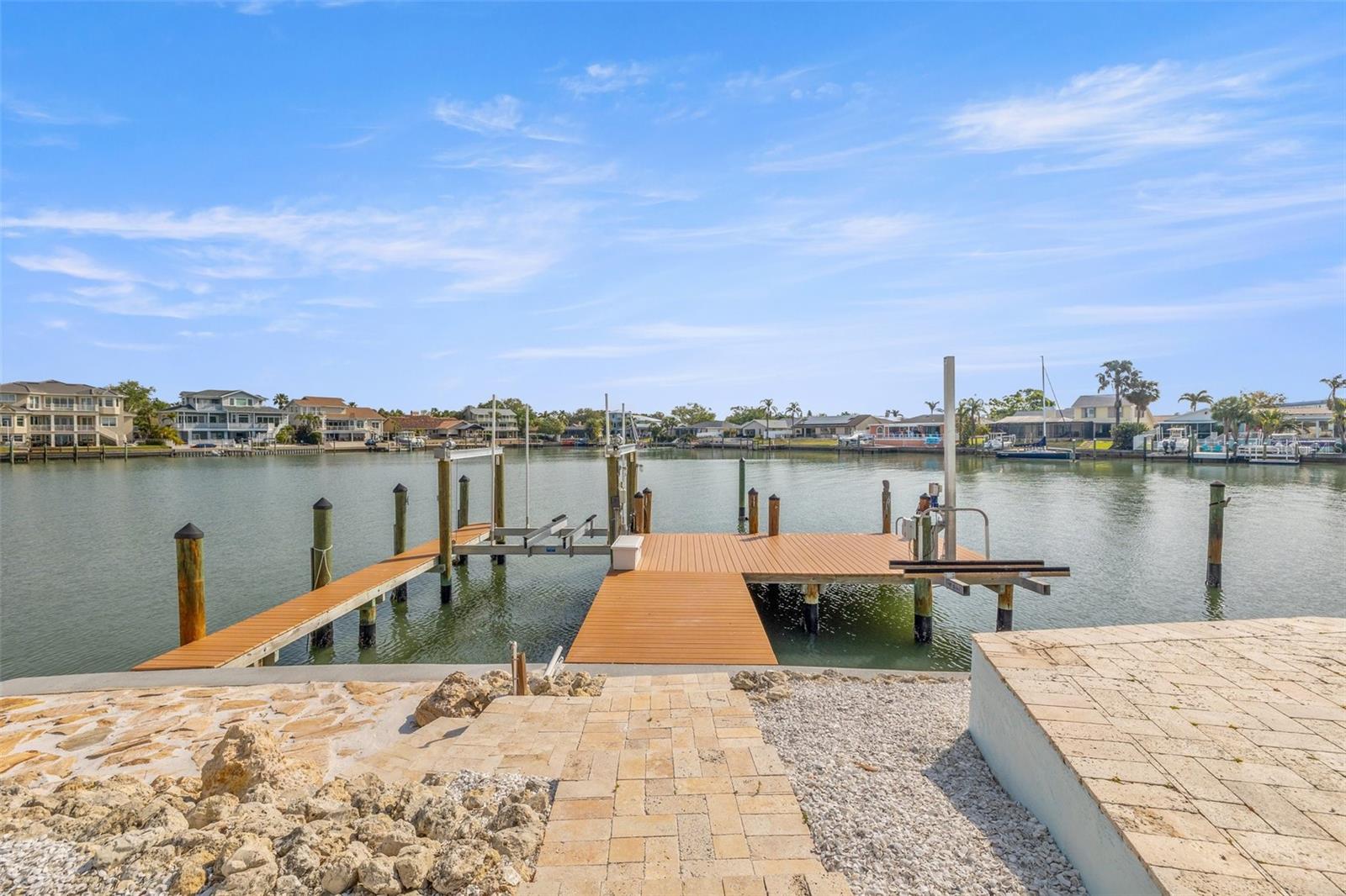 5925 SEABIRD DR S, GULFPORT, FL, 33707