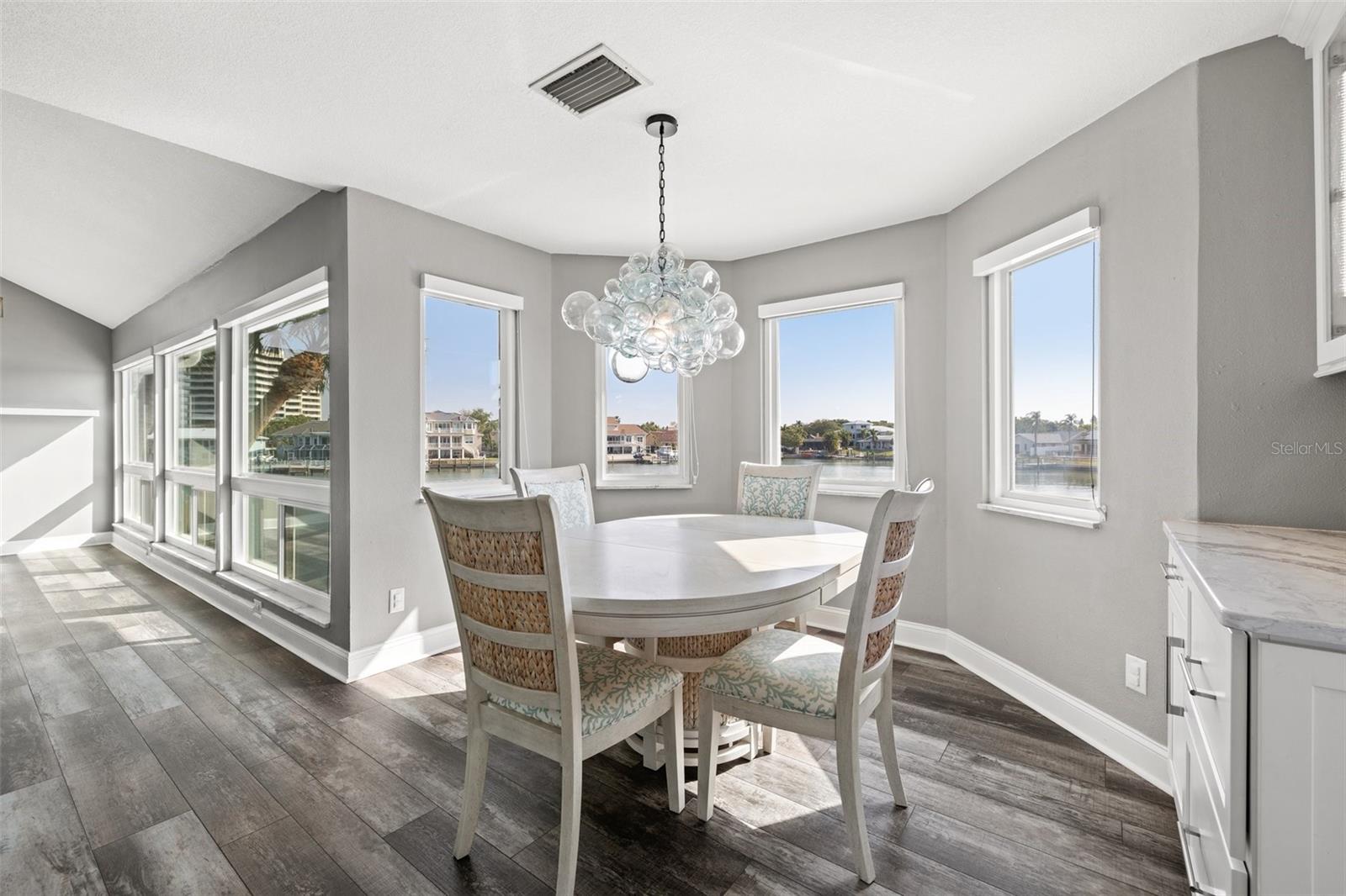 5925 SEABIRD DR S, GULFPORT, FL, 33707