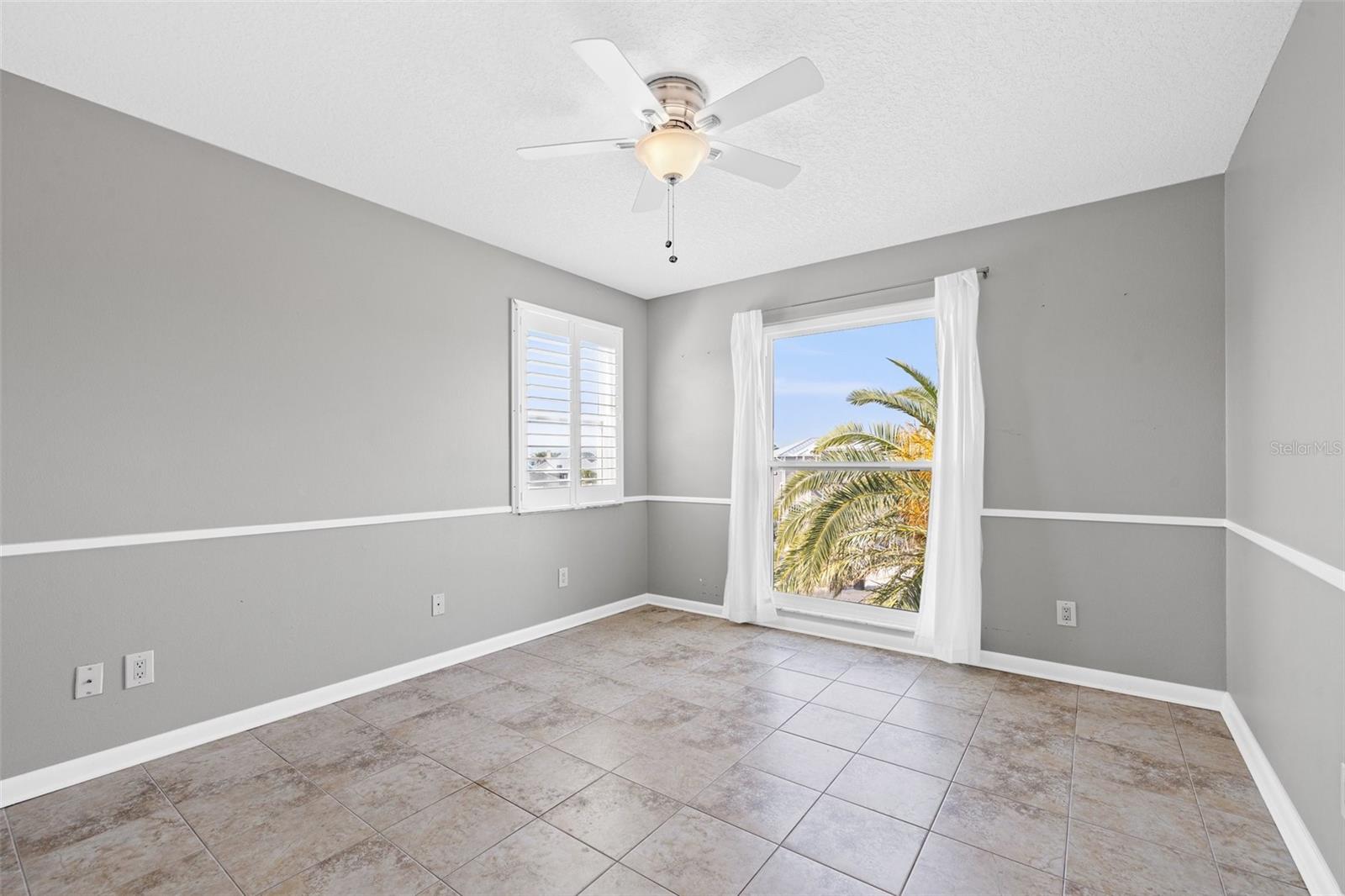 5925 SEABIRD DR S, GULFPORT, FL, 33707