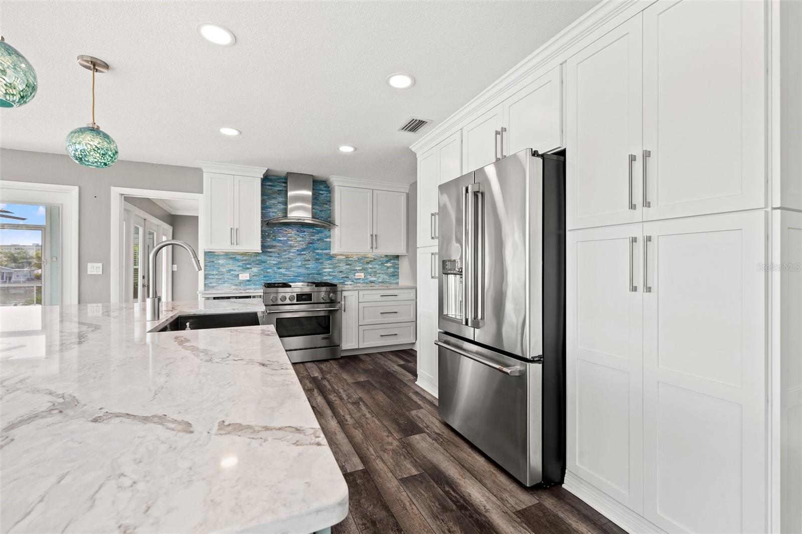 5925 SEABIRD DR S, GULFPORT, FL, 33707