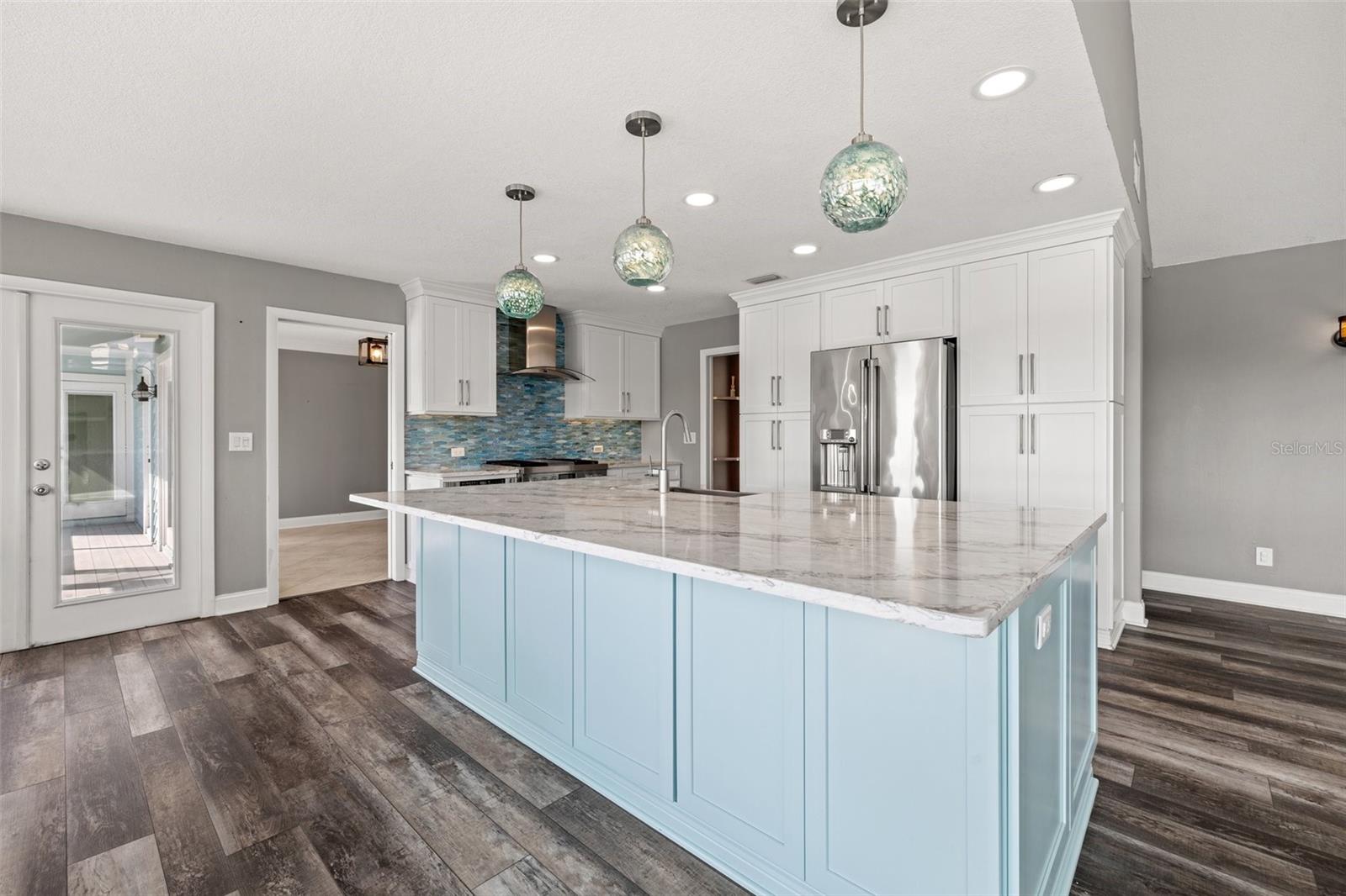 5925 SEABIRD DR S, GULFPORT, FL, 33707