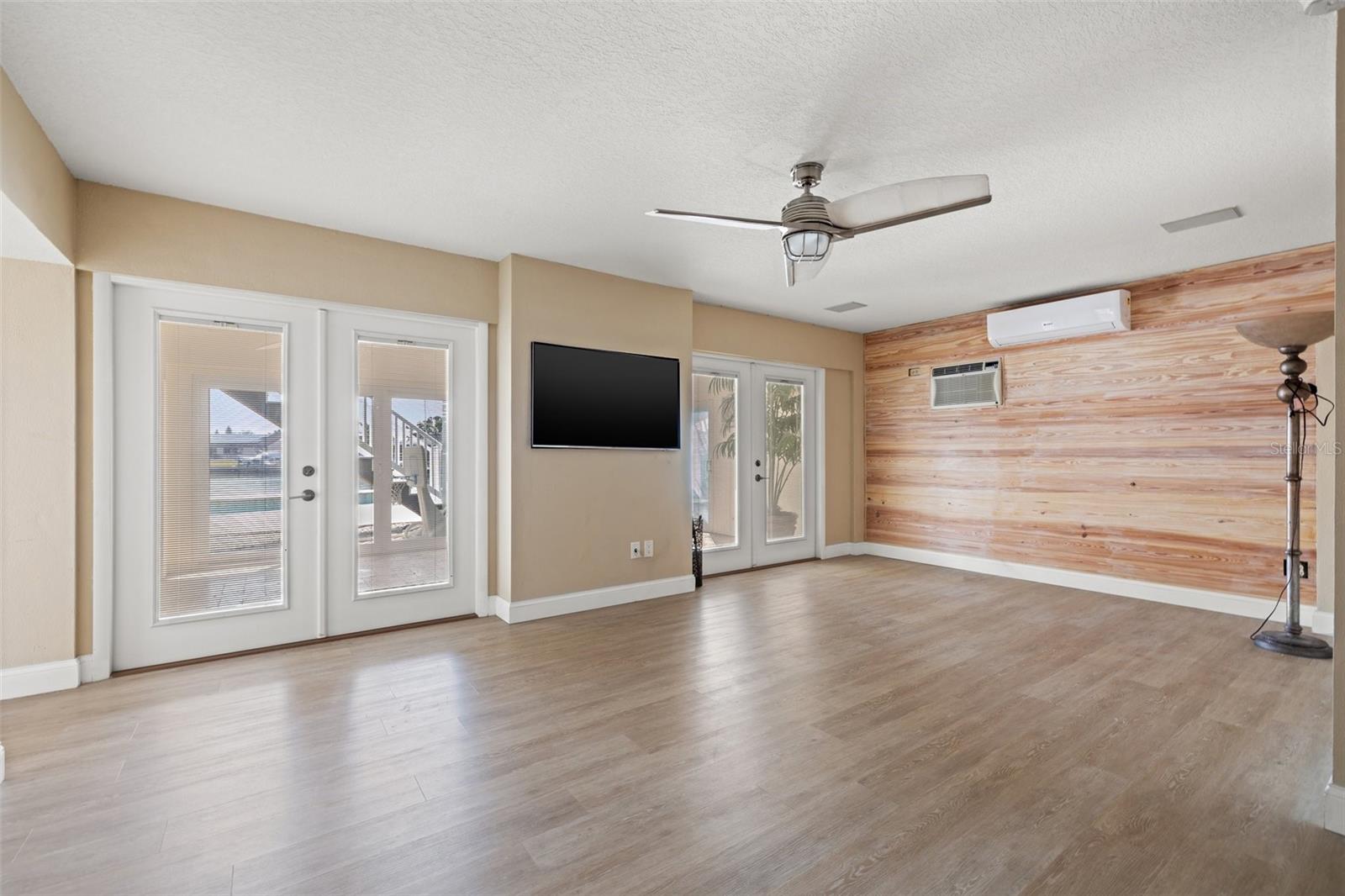 5925 SEABIRD DR S, GULFPORT, FL, 33707