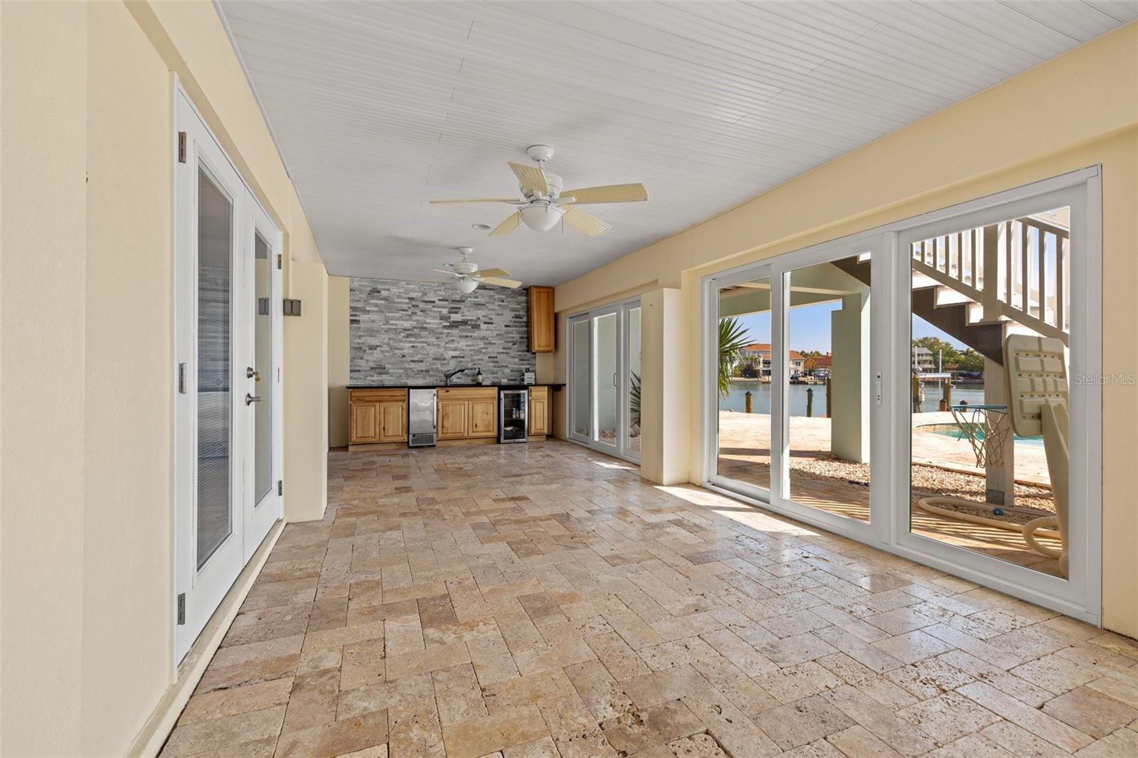 5925 SEABIRD DR S, GULFPORT, FL, 33707