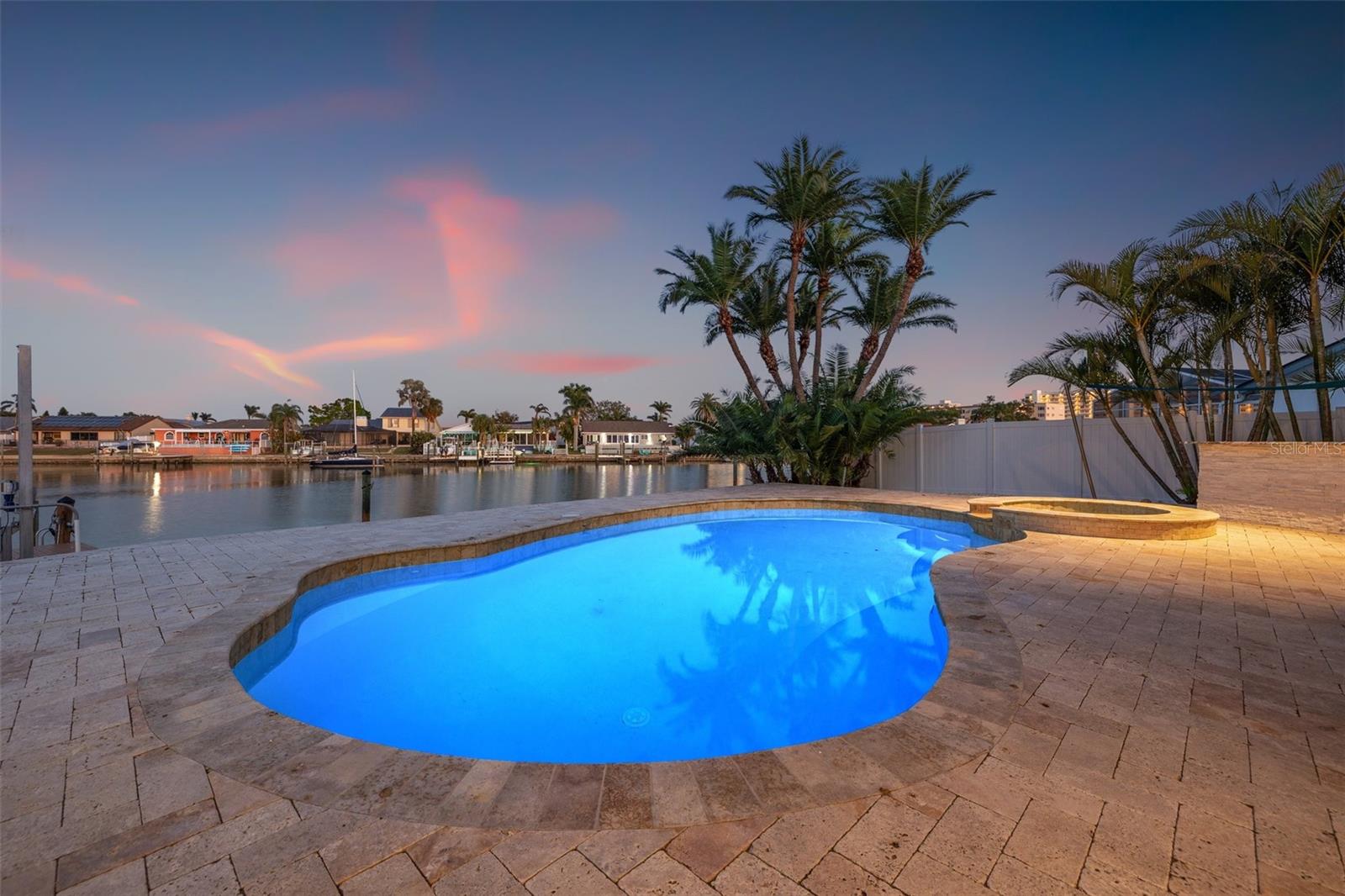 5925 SEABIRD DR S, GULFPORT, FL, 33707