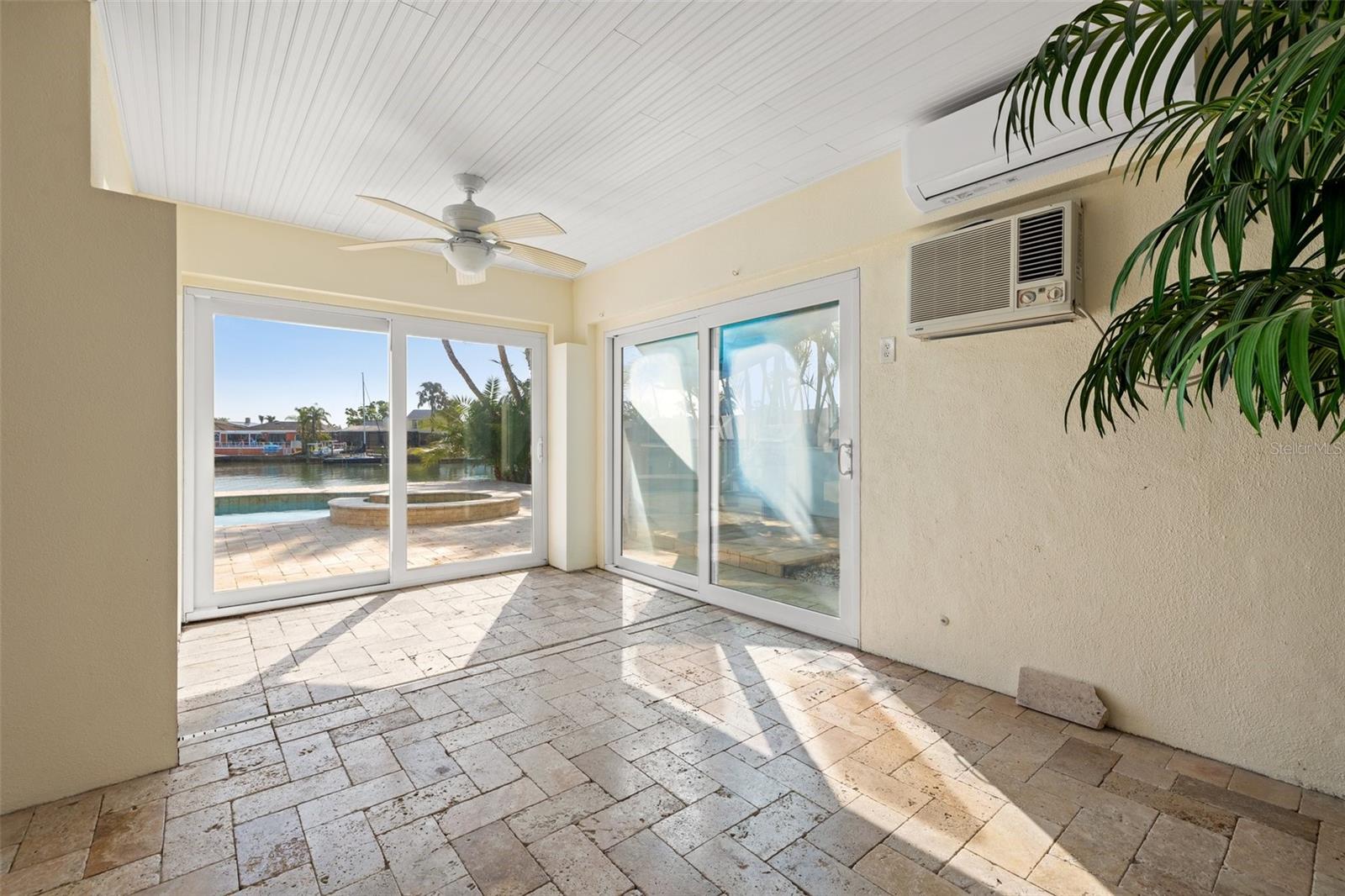 5925 SEABIRD DR S, GULFPORT, FL, 33707