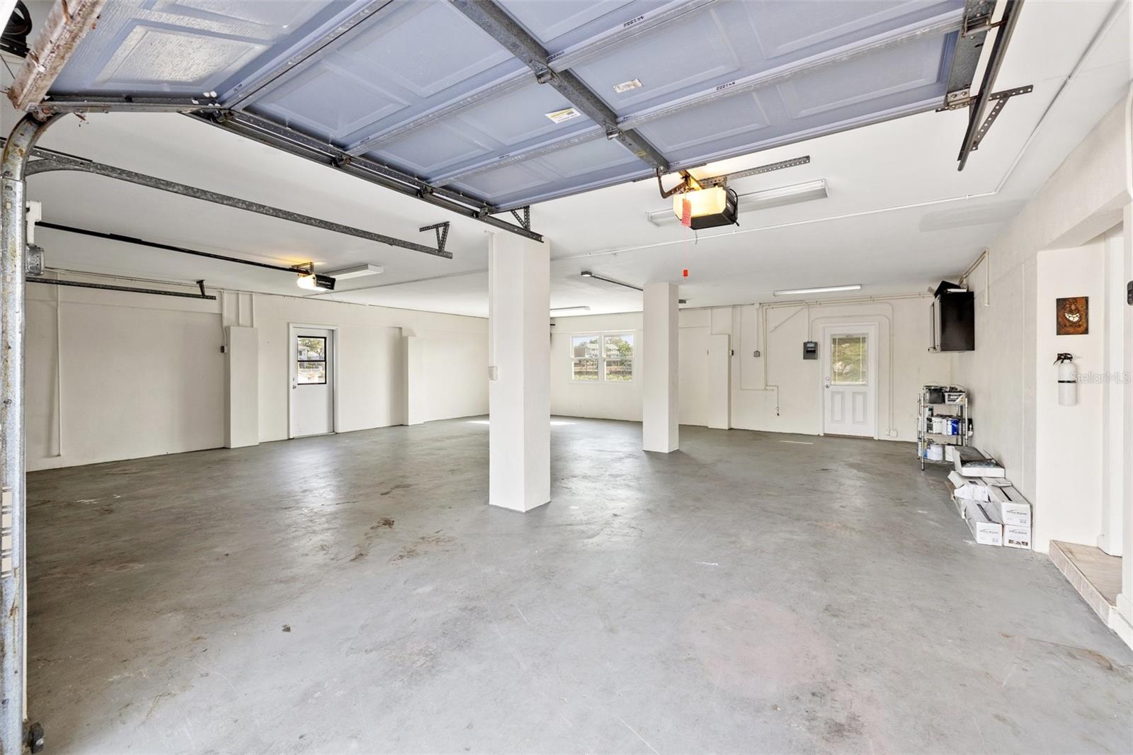 5925 SEABIRD DR S, GULFPORT, FL, 33707