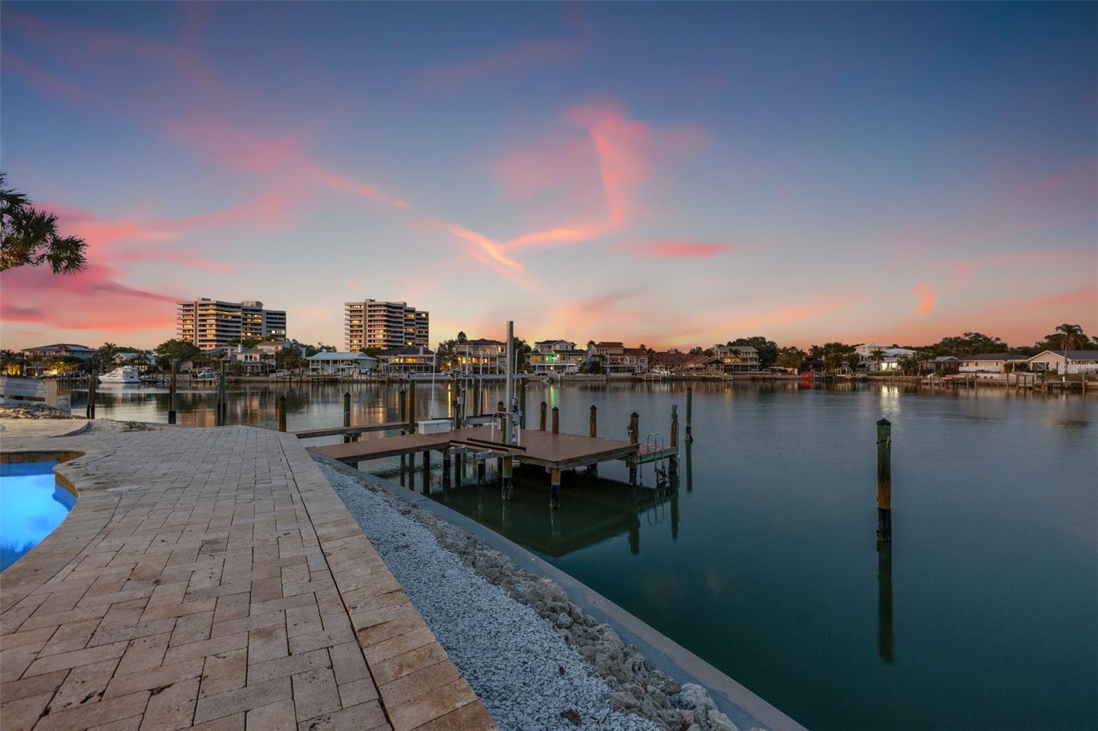 5925 SEABIRD DR S, GULFPORT, FL, 33707