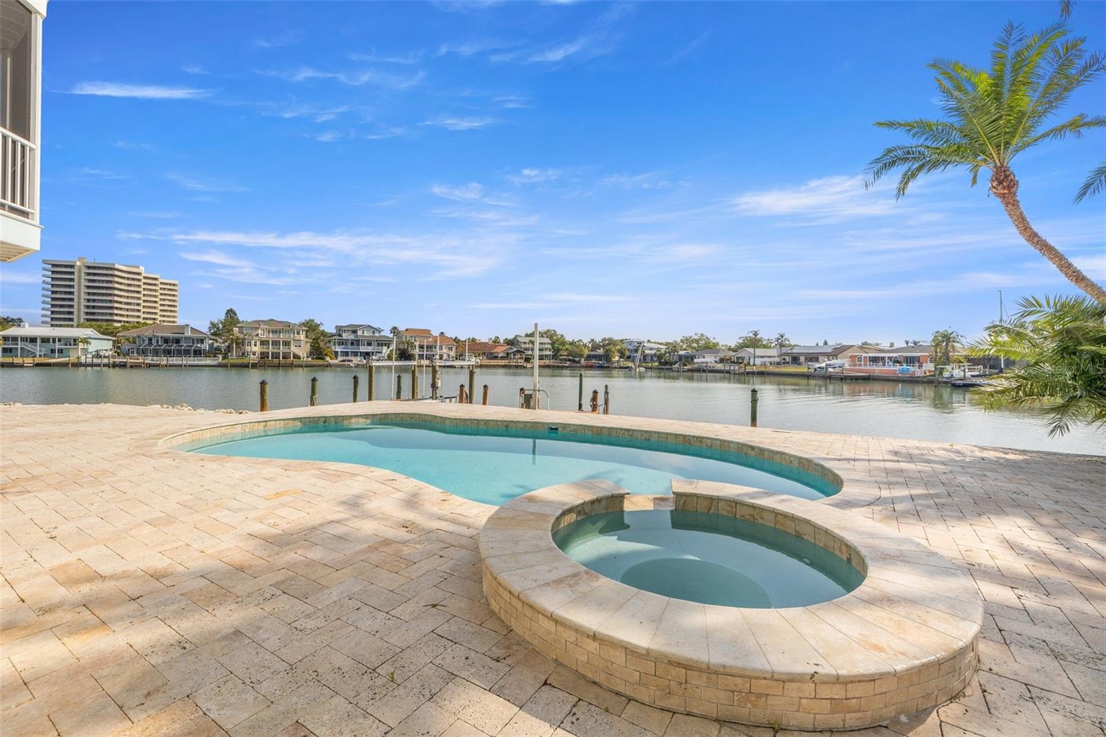 5925 SEABIRD DR S, GULFPORT, FL, 33707