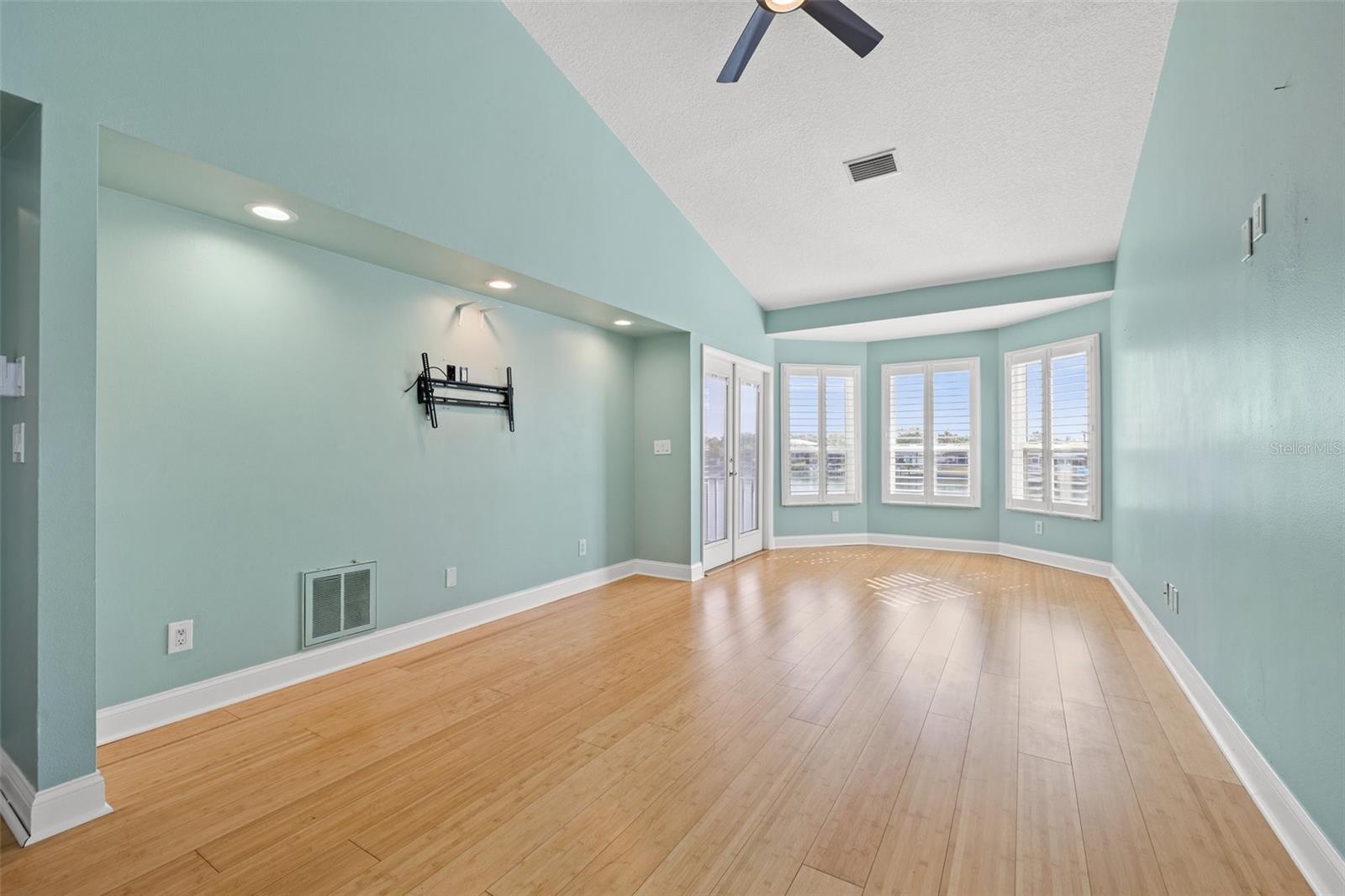 5925 SEABIRD DR S, GULFPORT, FL, 33707