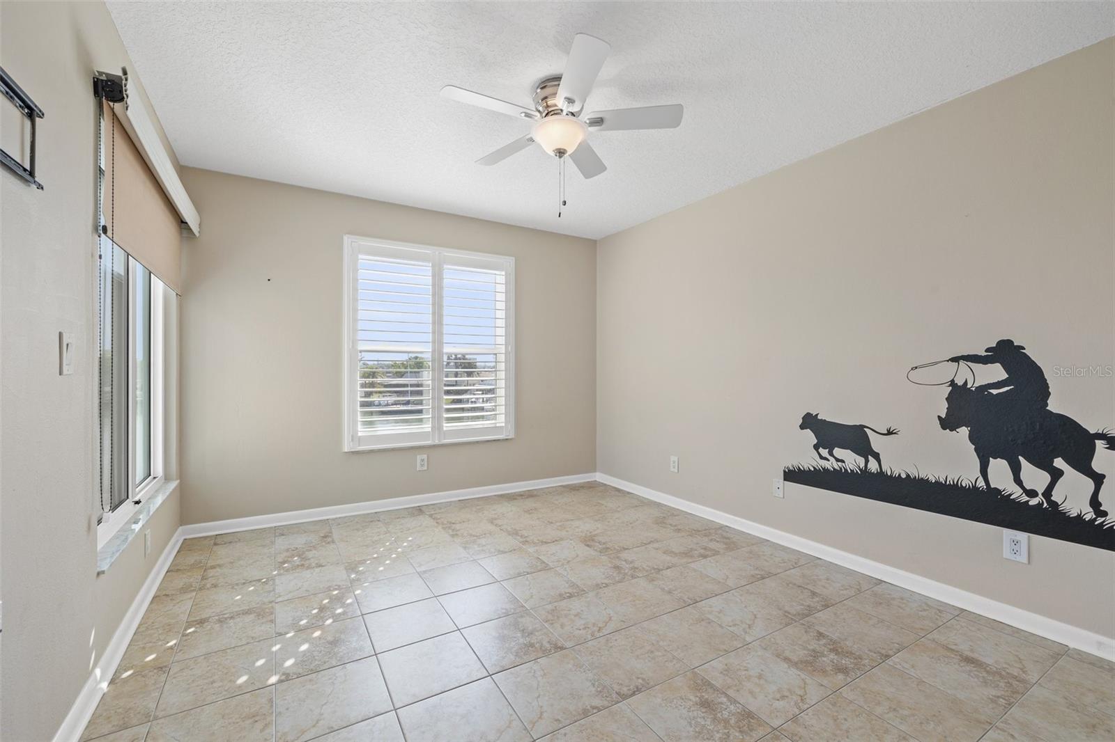 5925 SEABIRD DR S, GULFPORT, FL, 33707